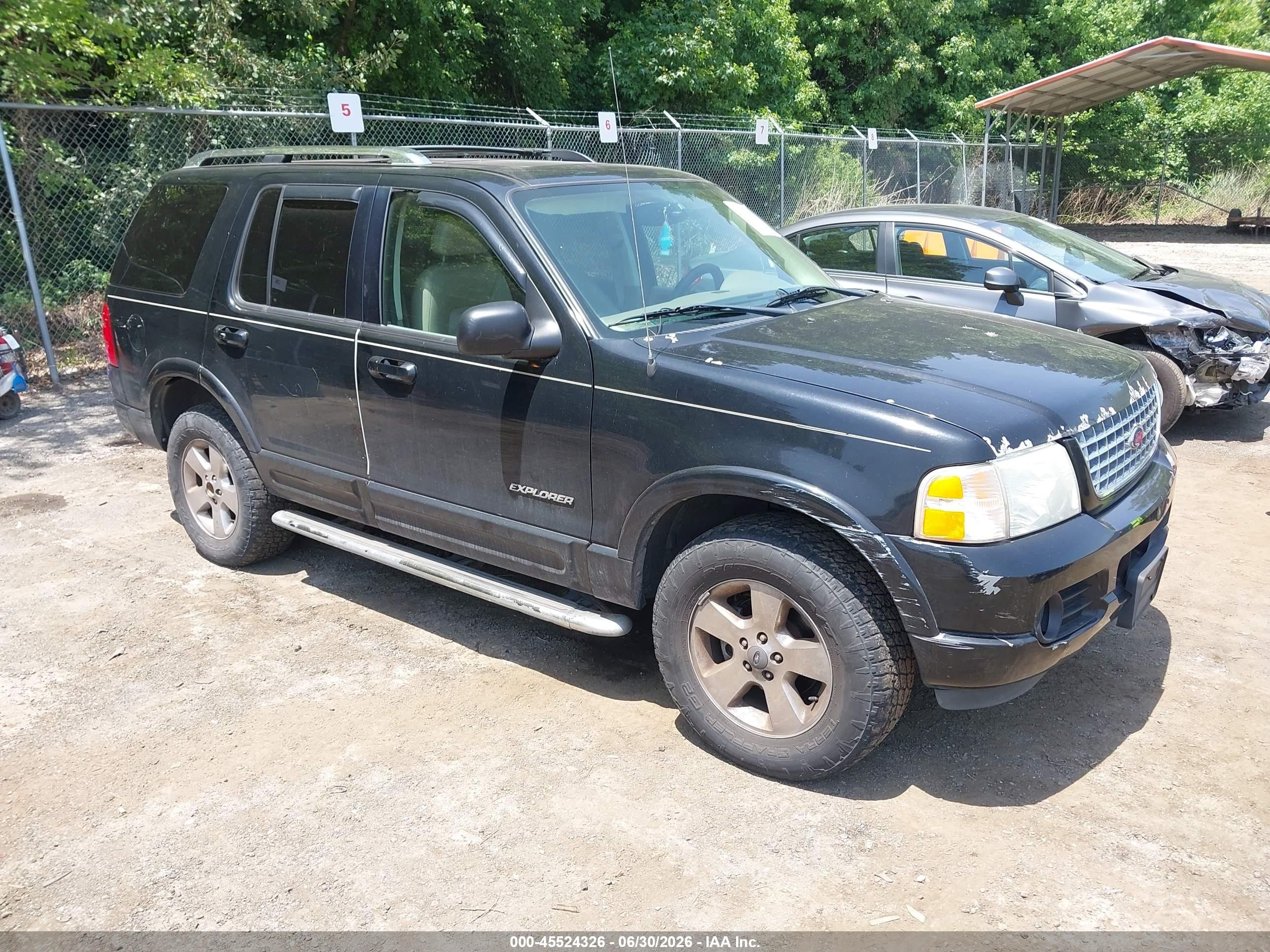 2004 Ford Explorer Limited, VIN 1FMZU85W24ZA69292 — Normal wear