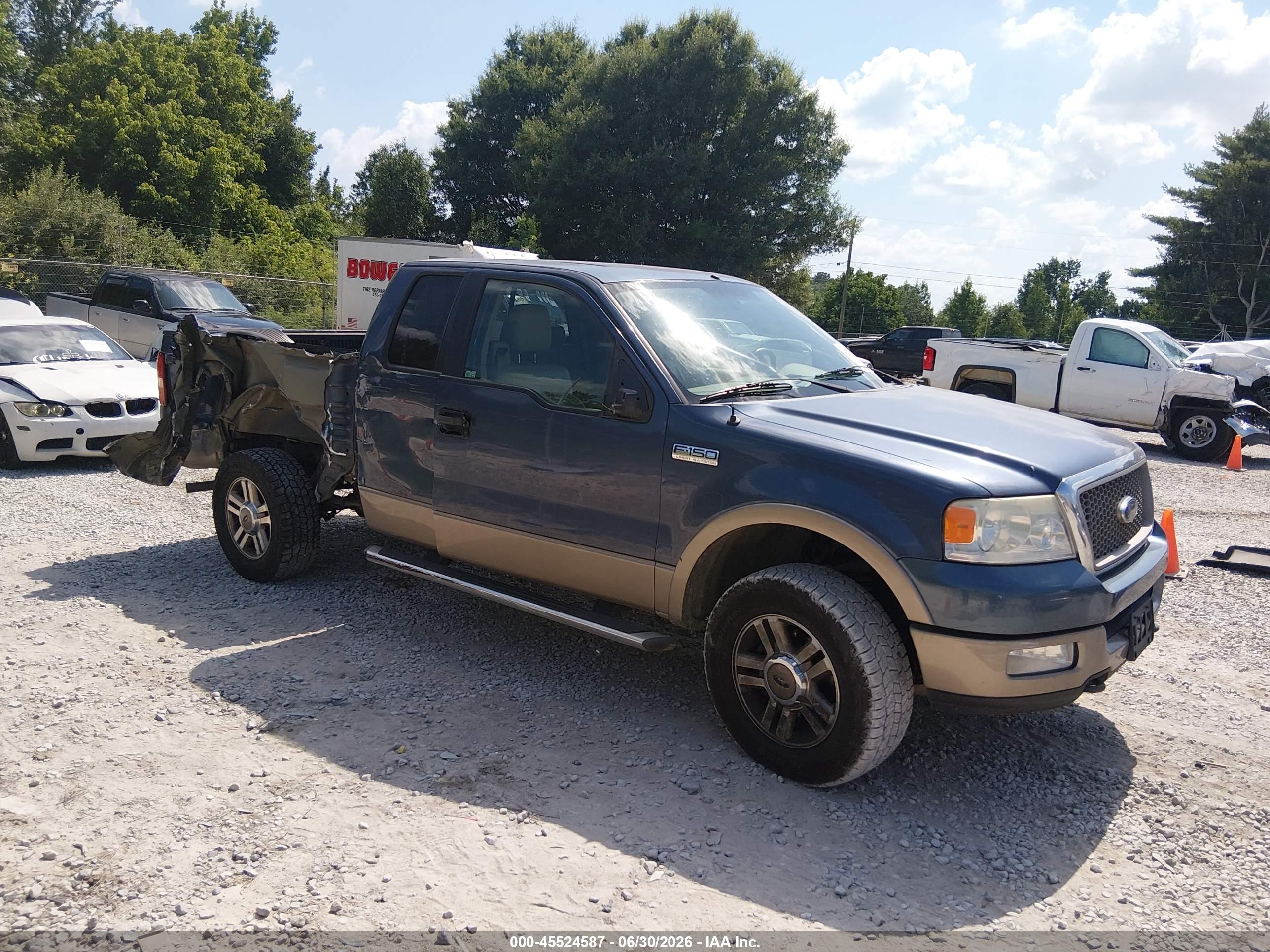 2005 Ford F-150 XLT, VIN 1FTPX14565NA75401 — Зад