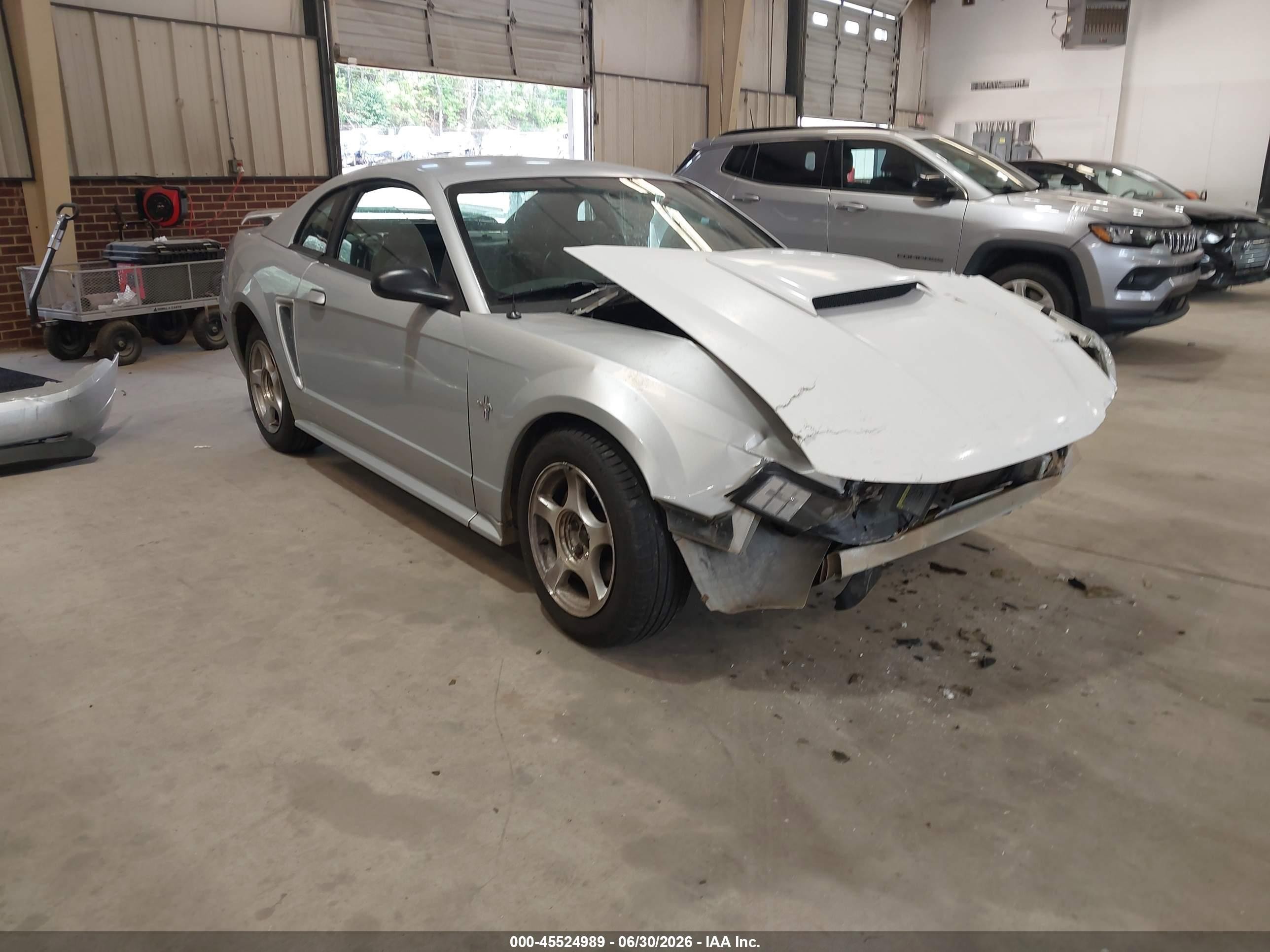 2002 Ford Mustang Standard, VIN 1FAFP40482F169849 — Front end