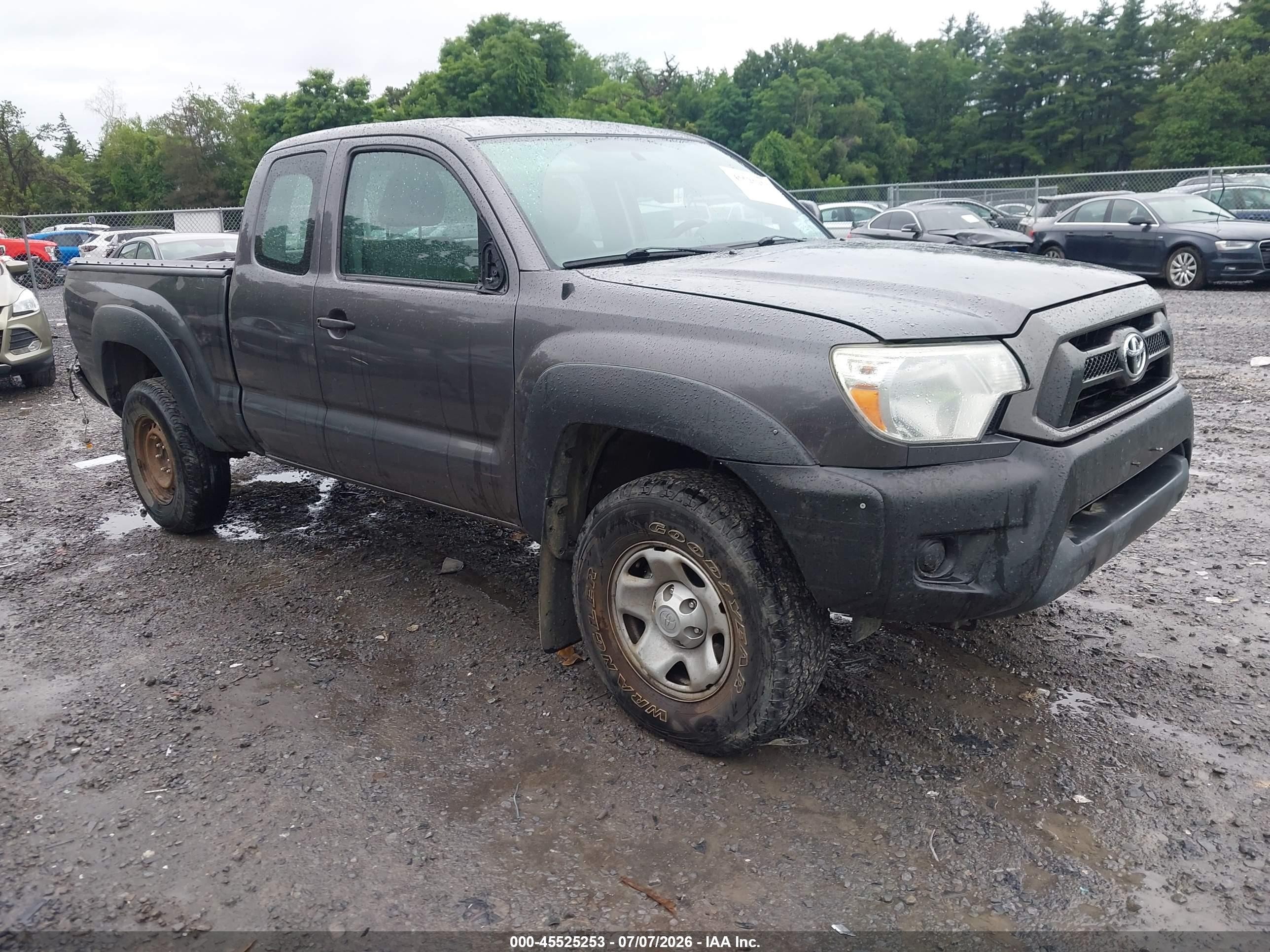 2015 Toyota Tacoma, VIN 5TFUX4EN3FX032904 — All over