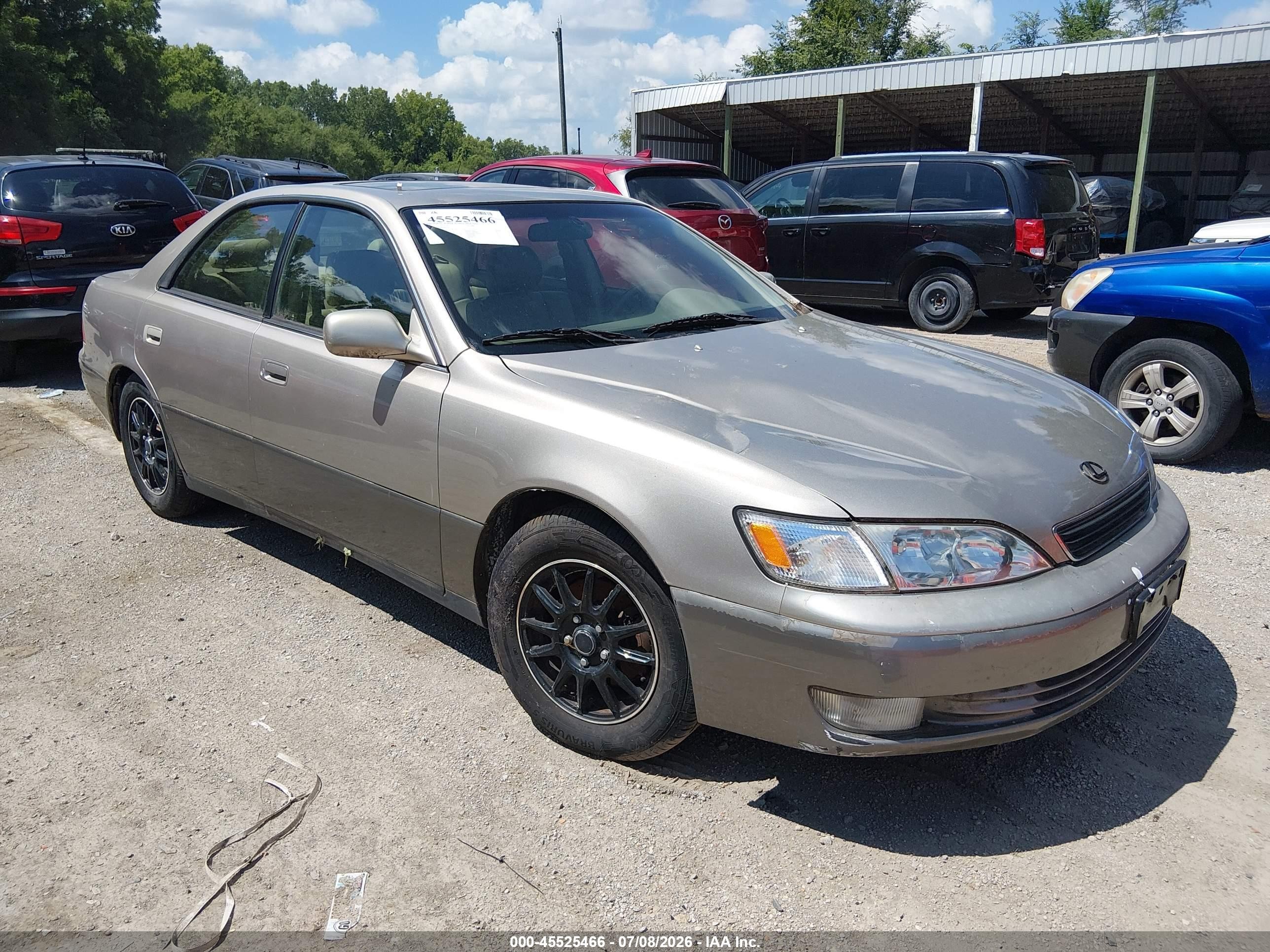 1999 Lexus ES 300, VIN JT8BF28G0X5068394 — Обычный износ