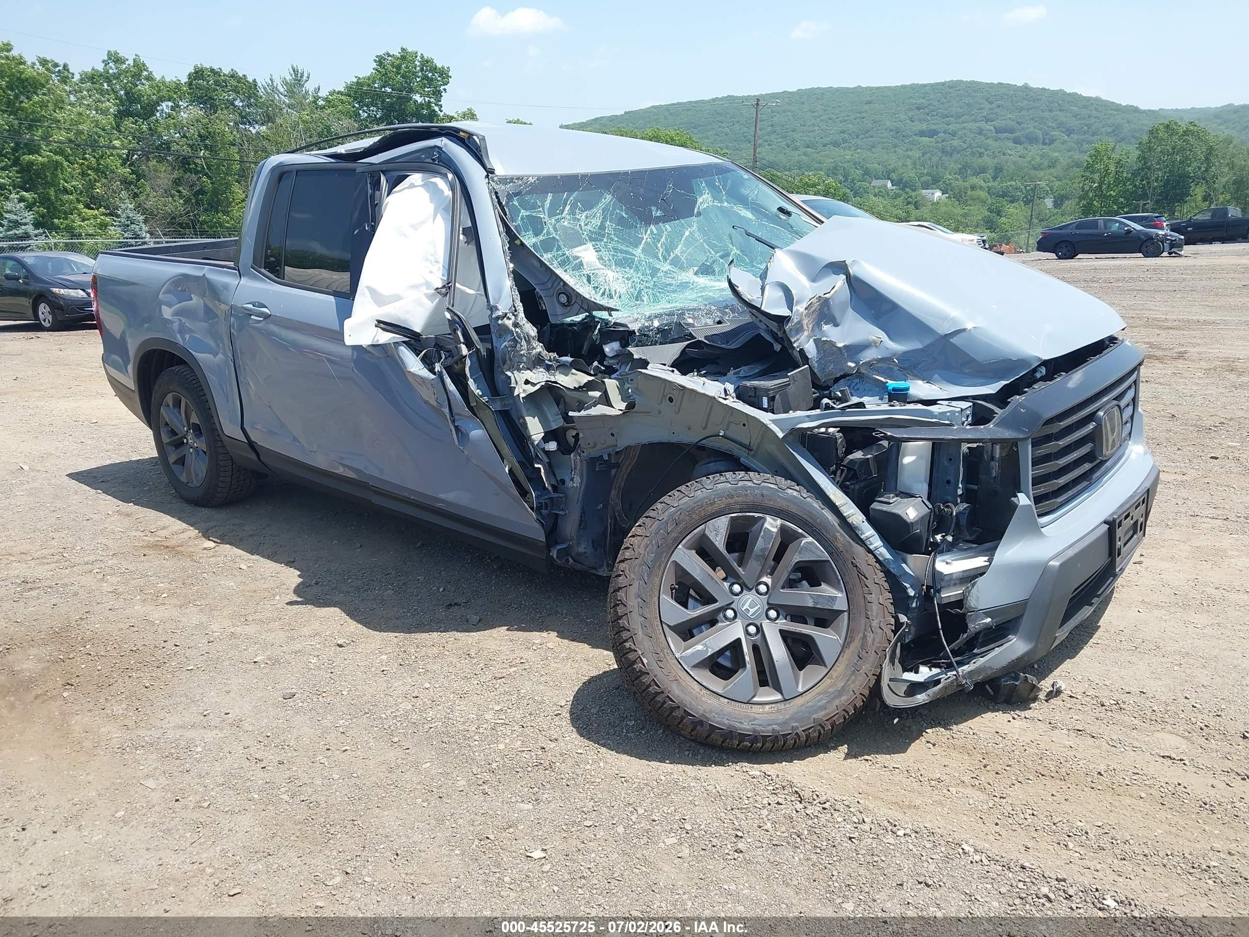 2023 Honda Ridgeline Sport, VIN 5FPYK3F1XPB059025 — Front end