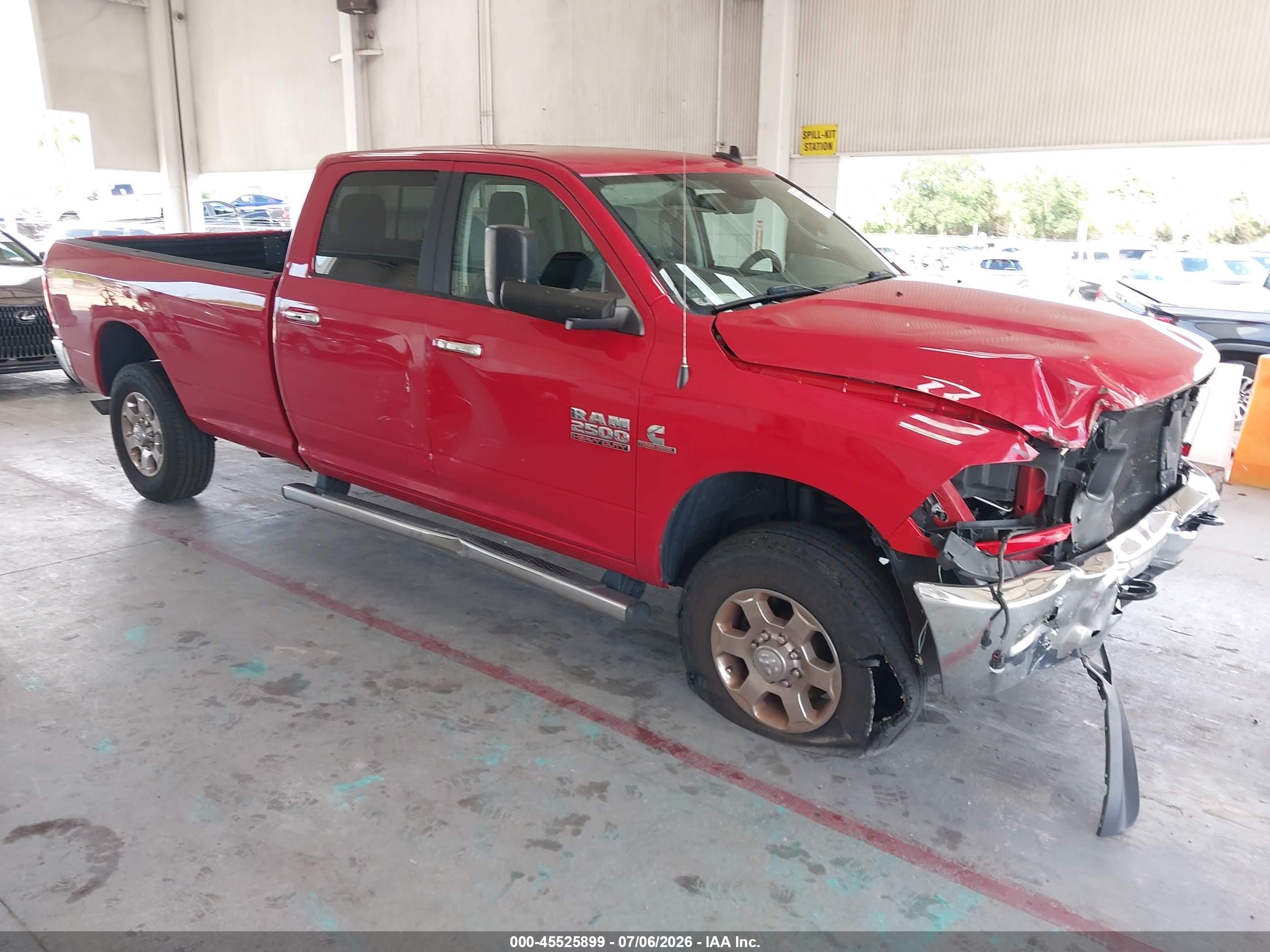 2018 Ram 2500 Big Horn, VIN 3C6UR5JL5JG302143 — Side