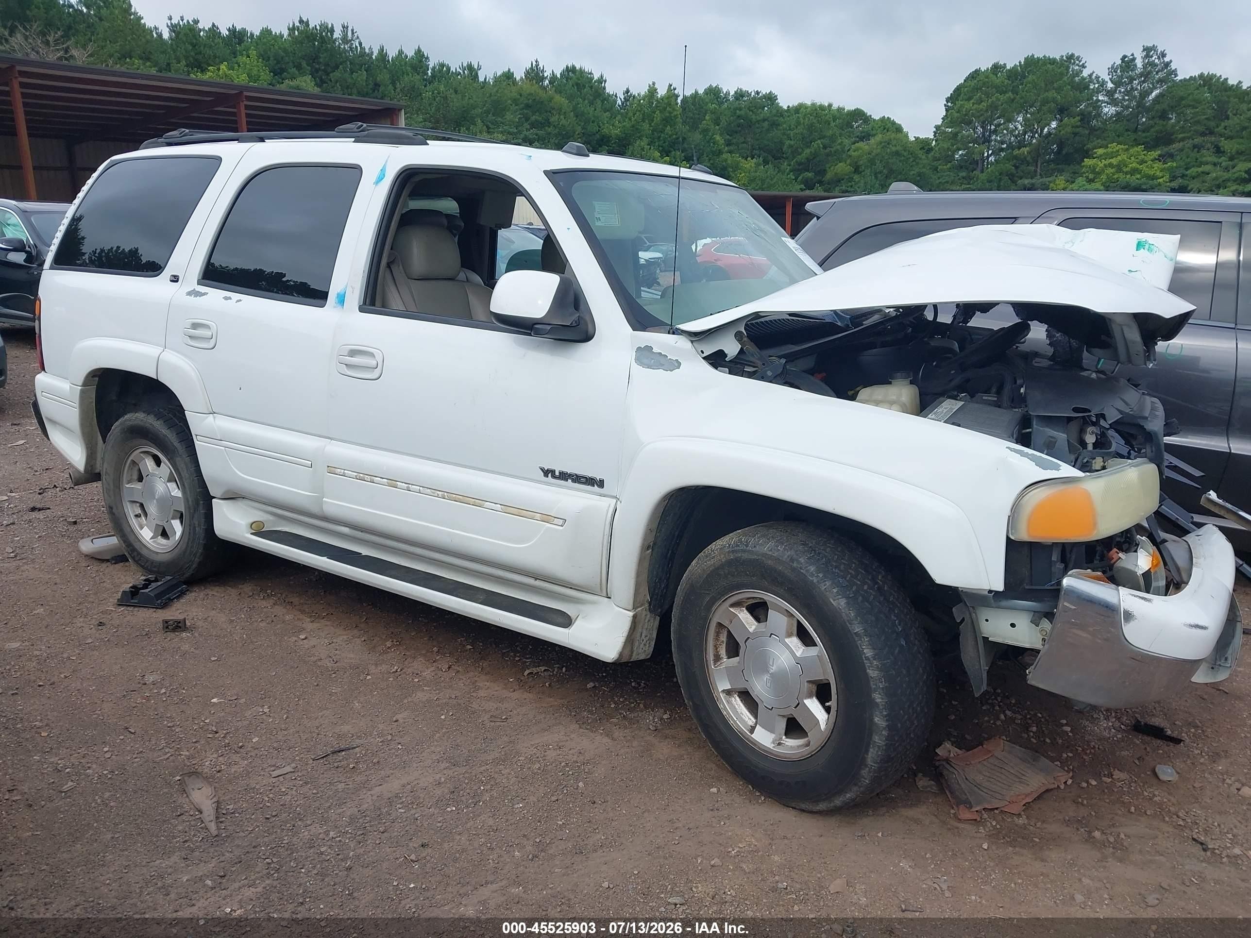 2005 GMC Yukon SLT, VIN 1GKEC13T25J137827 — Front end