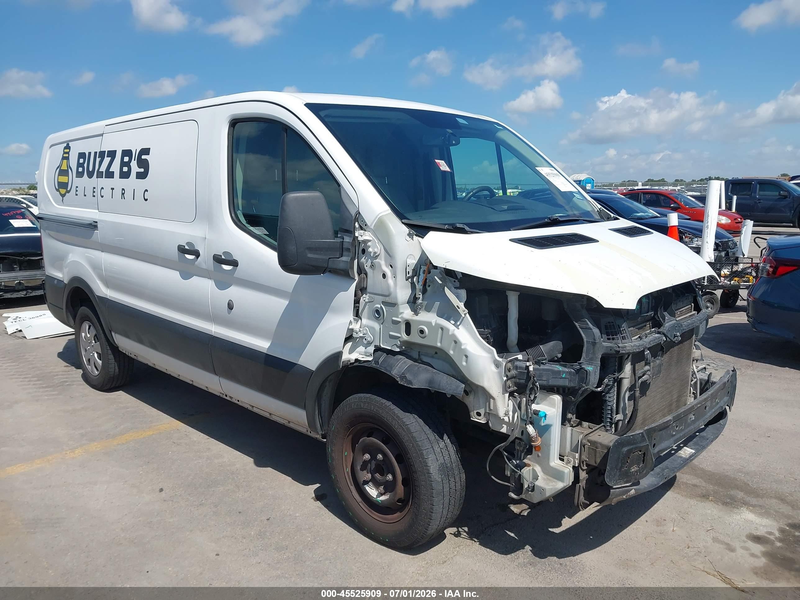 2019 Ford Transit, VIN 1FTYR1YM7KKA71516 — Front end