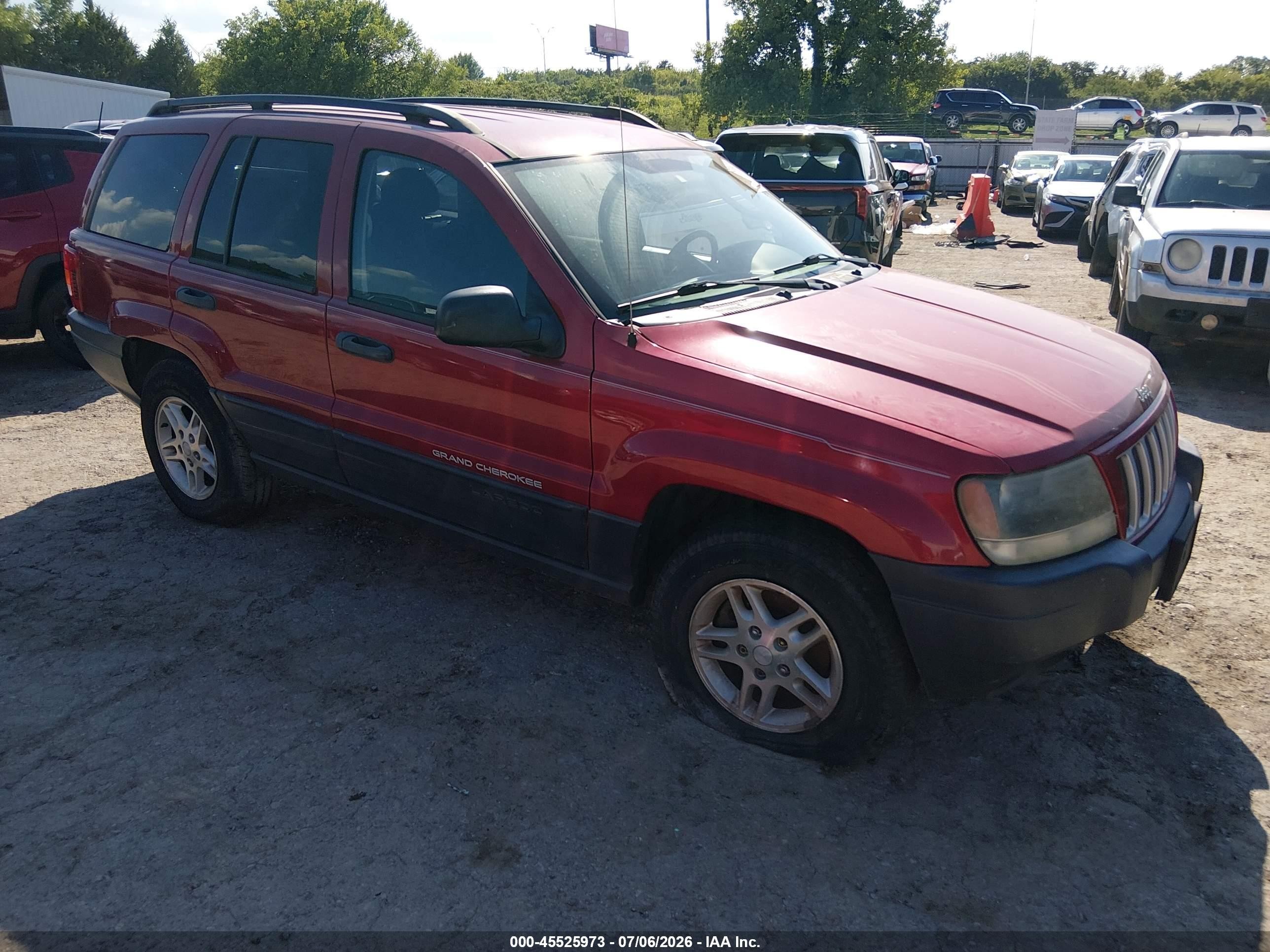 2004 Jeep Grand Cherokee Laredo, VIN 1J4GW48S04C425341 — Зад