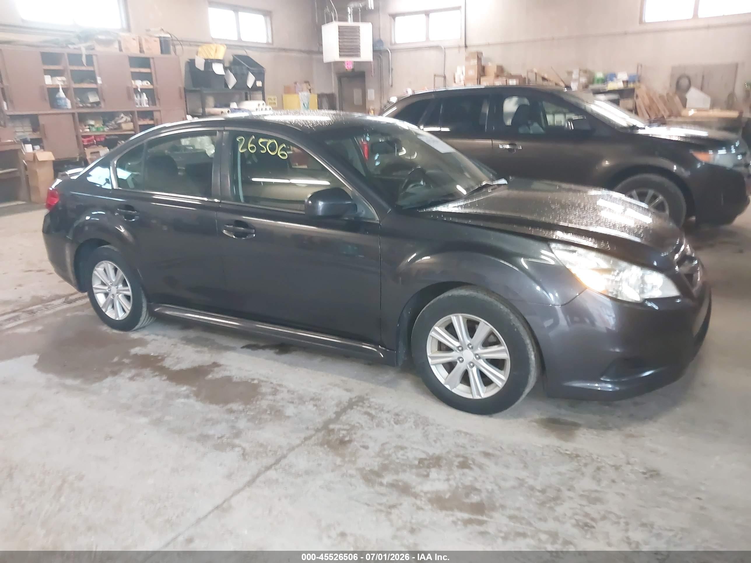 2012 Subaru Legacy Premium, VIN 4S3BMCC62C3002303 — Перед