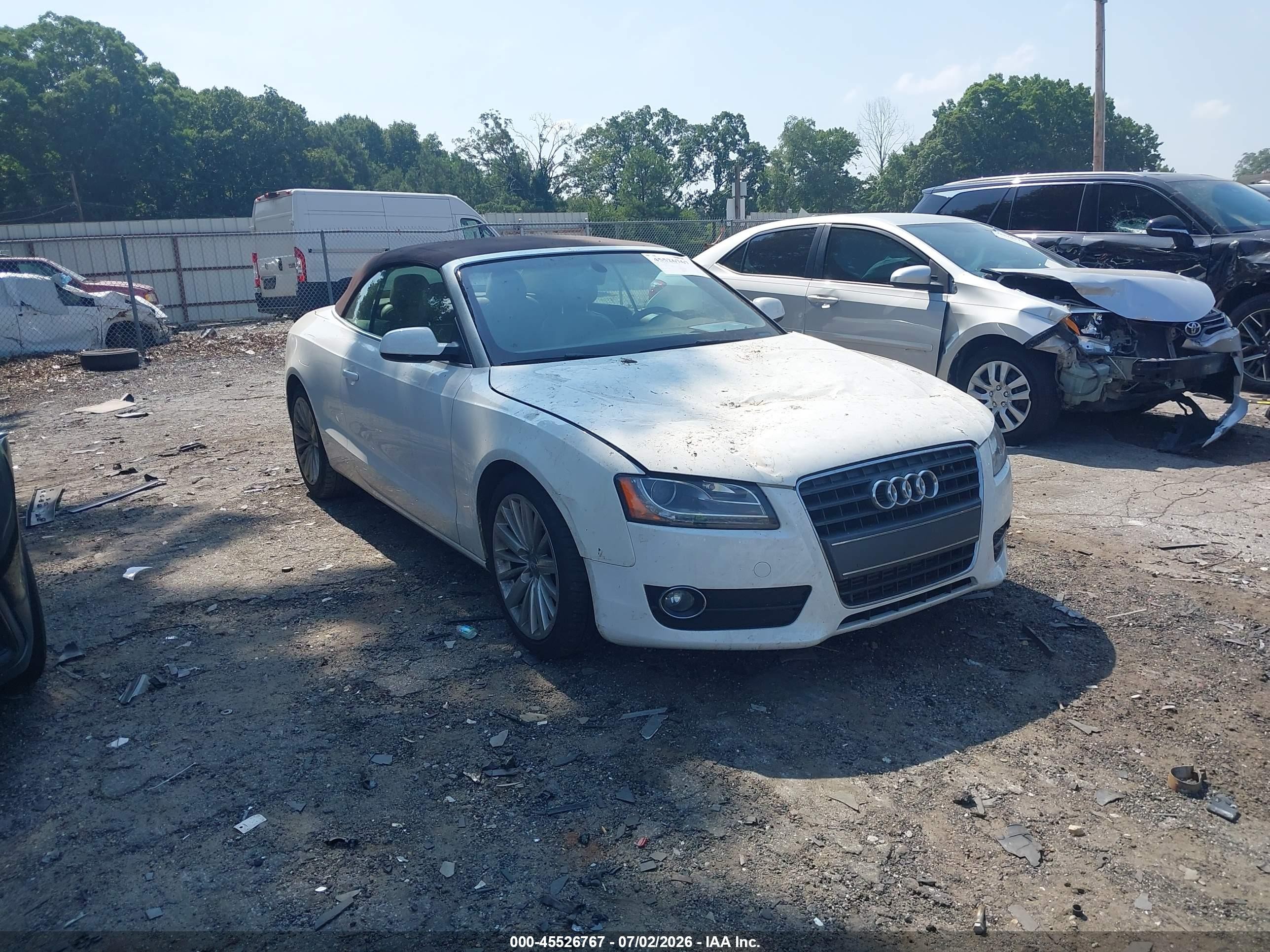 2010 Audi A5 Premium Plus, VIN WAUJFAFH4AN024549 — Front end