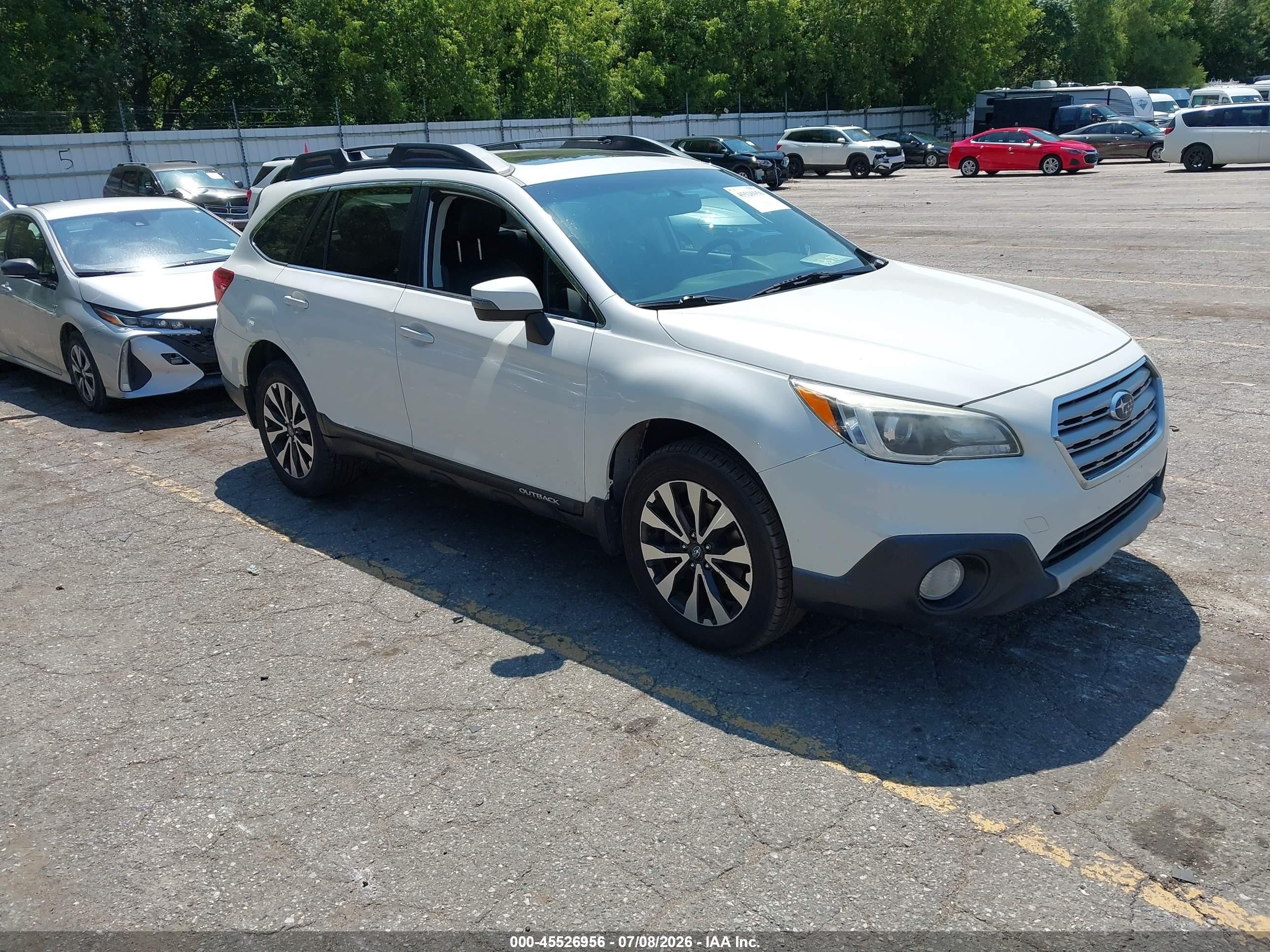 2016 Subaru Outback Limited, VIN 4S4BSBLC3G3264449 — Normal wear