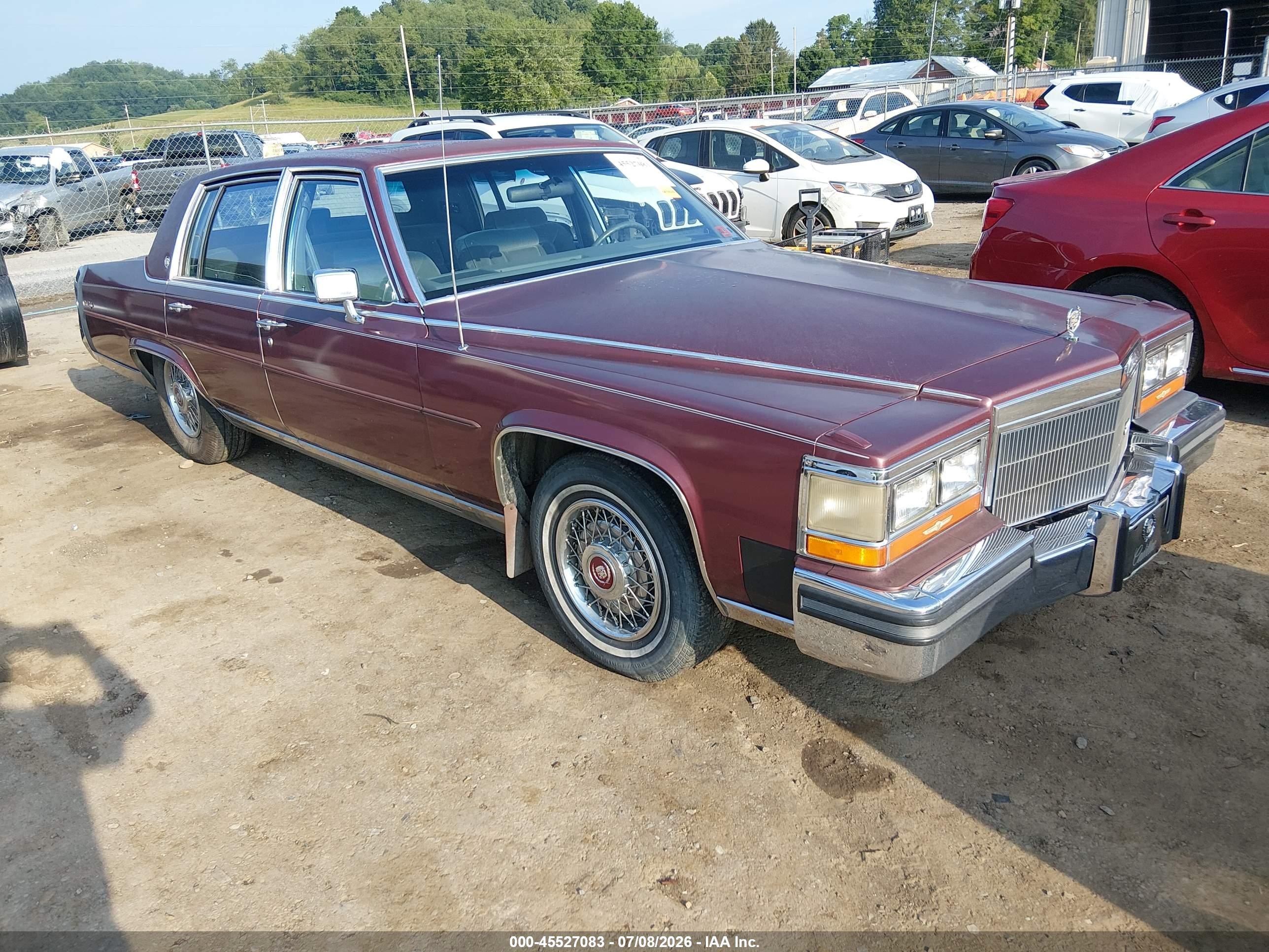 1986 Cadillac Fleetwood, VIN 1G6DW69Y6G9739491 — Rear end