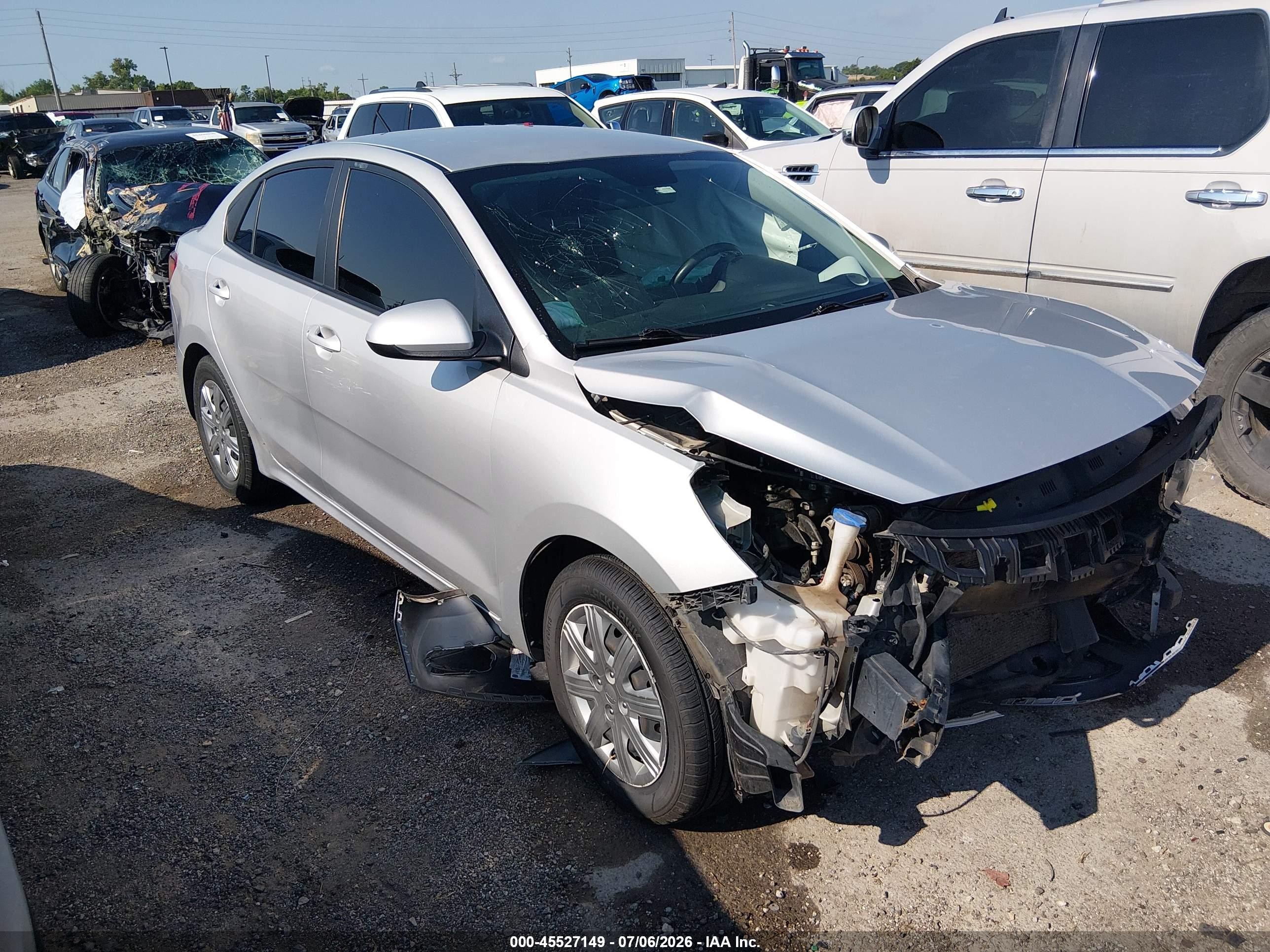 2021 Kia Rio S, VIN 3KPA24AD3ME413406 — Front end