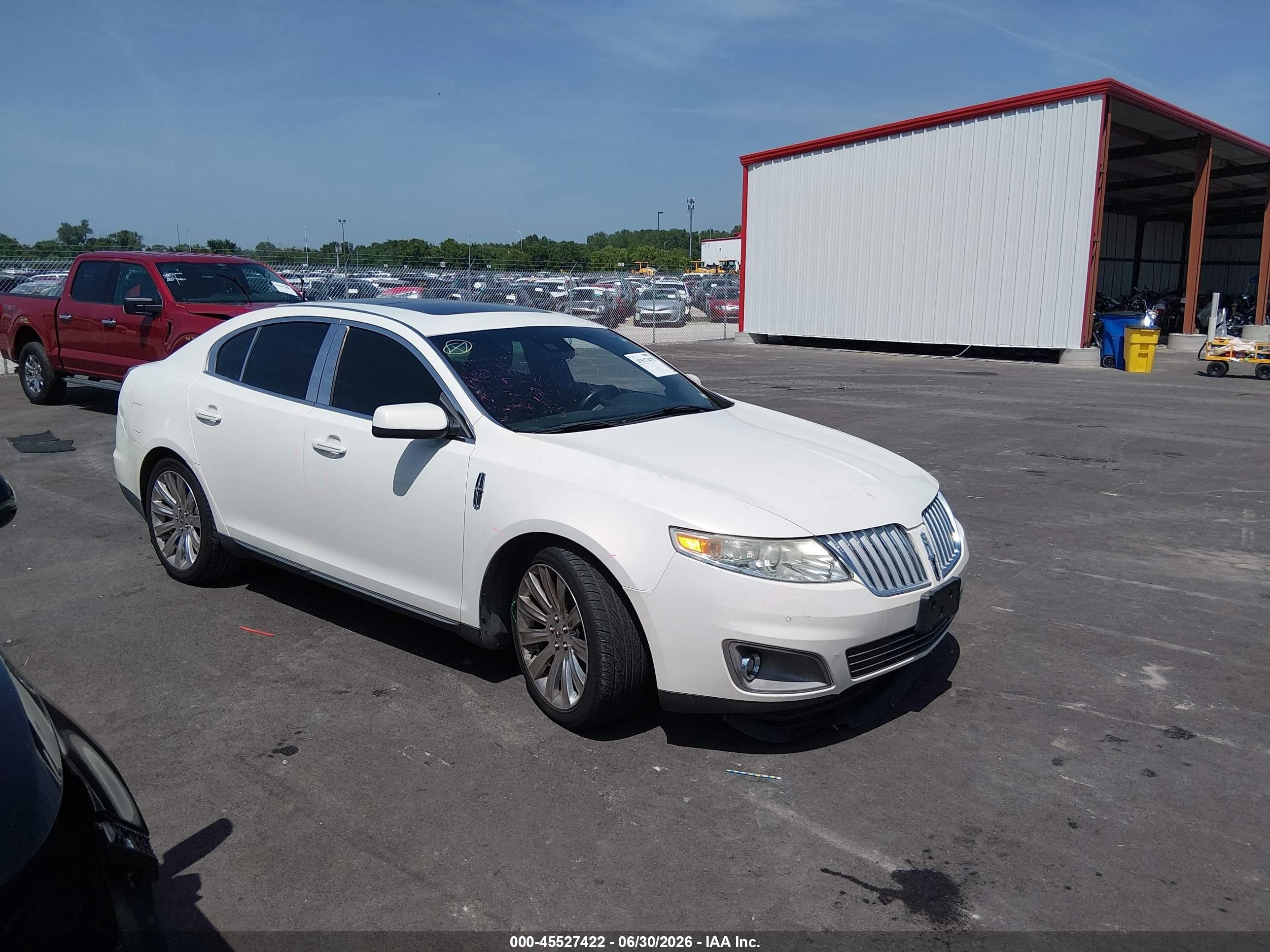 2012 Lincoln MKS, VIN 1LNHL9ER4CG806873 — Front end