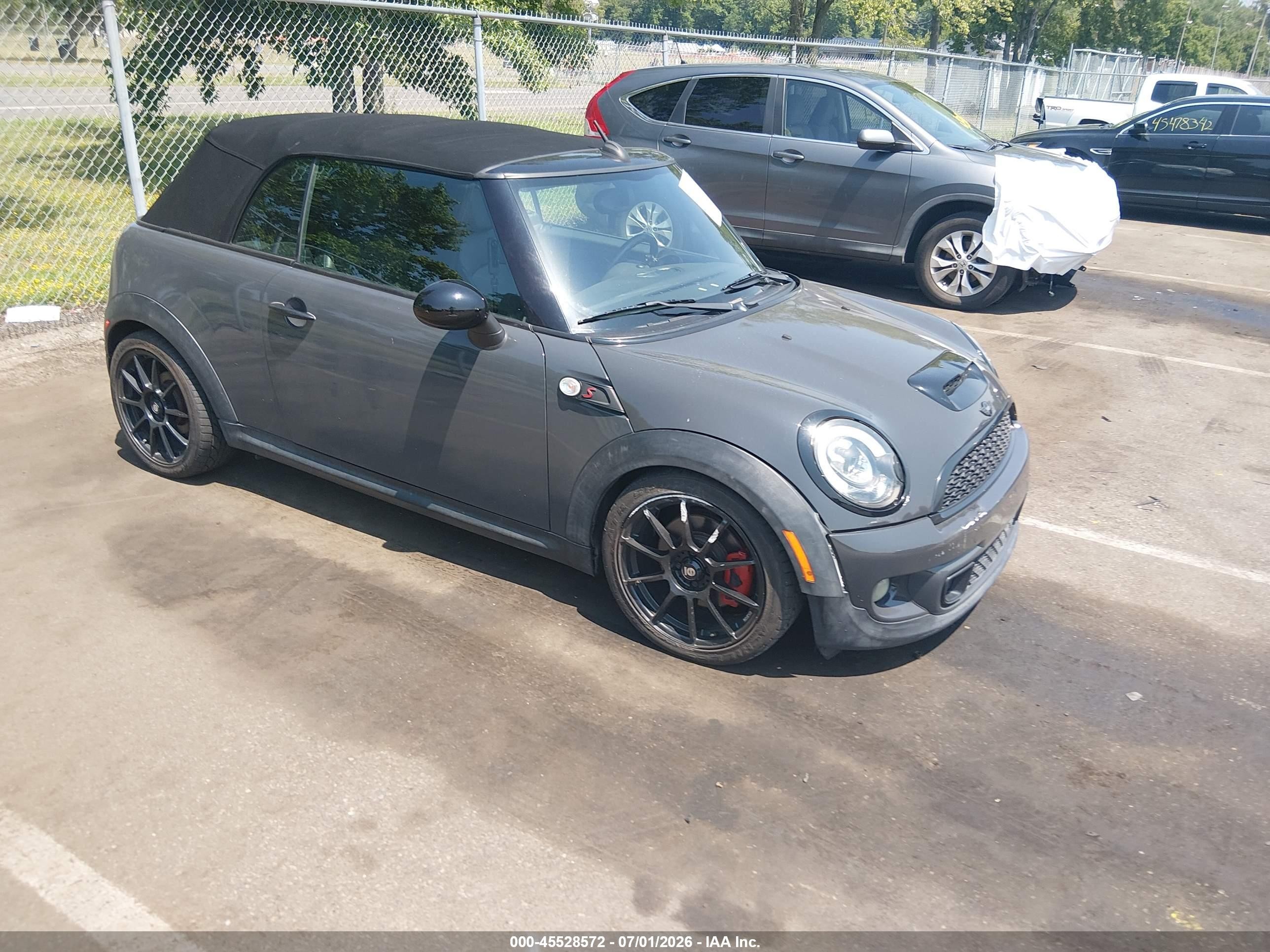 2011 MINI Convertible S, VIN WMWZP3C57BTX83120 — Rear end