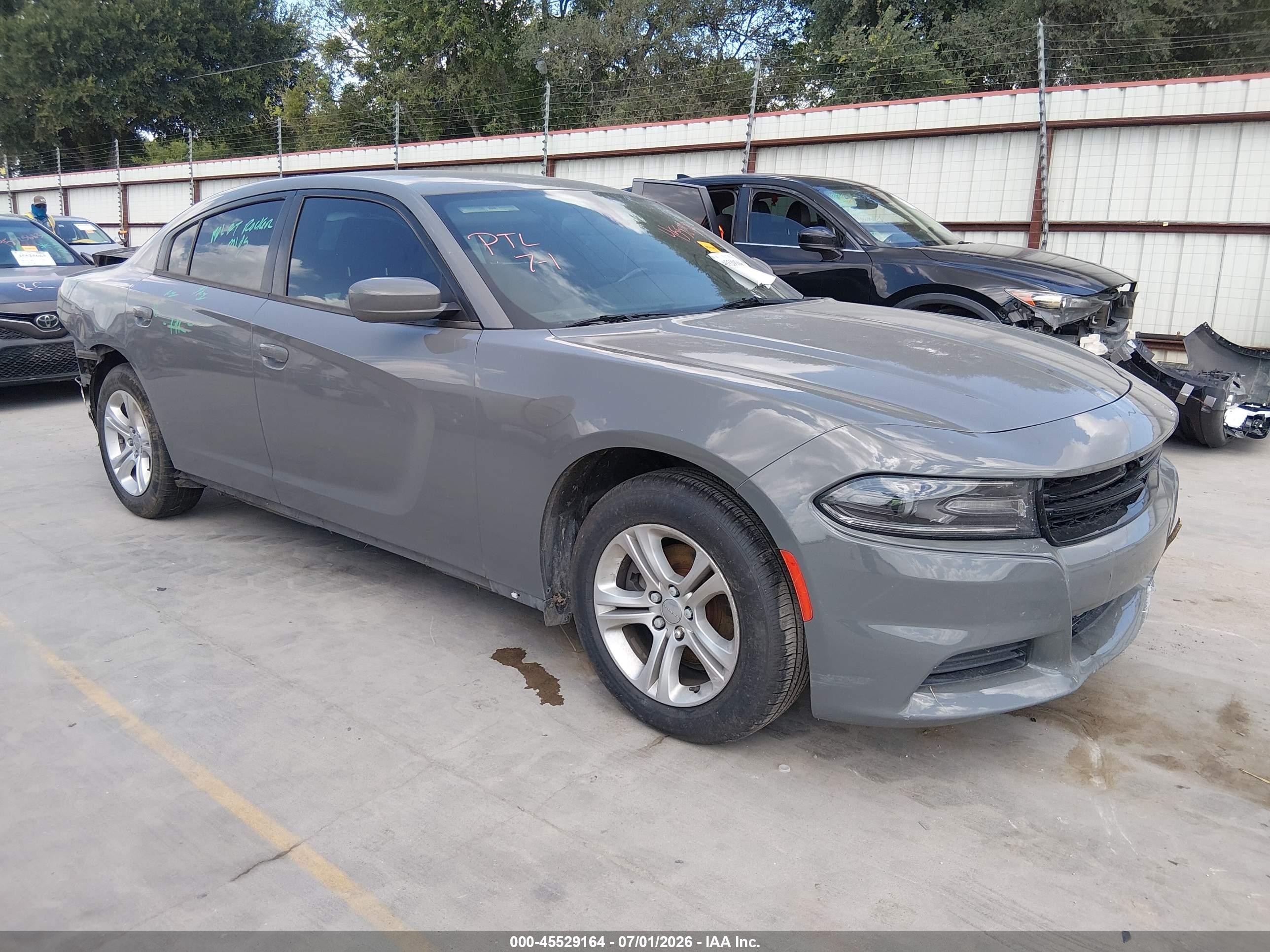 2018 Dodge Charger SXT, VIN 2C3CDXBG2JH337209 — All over