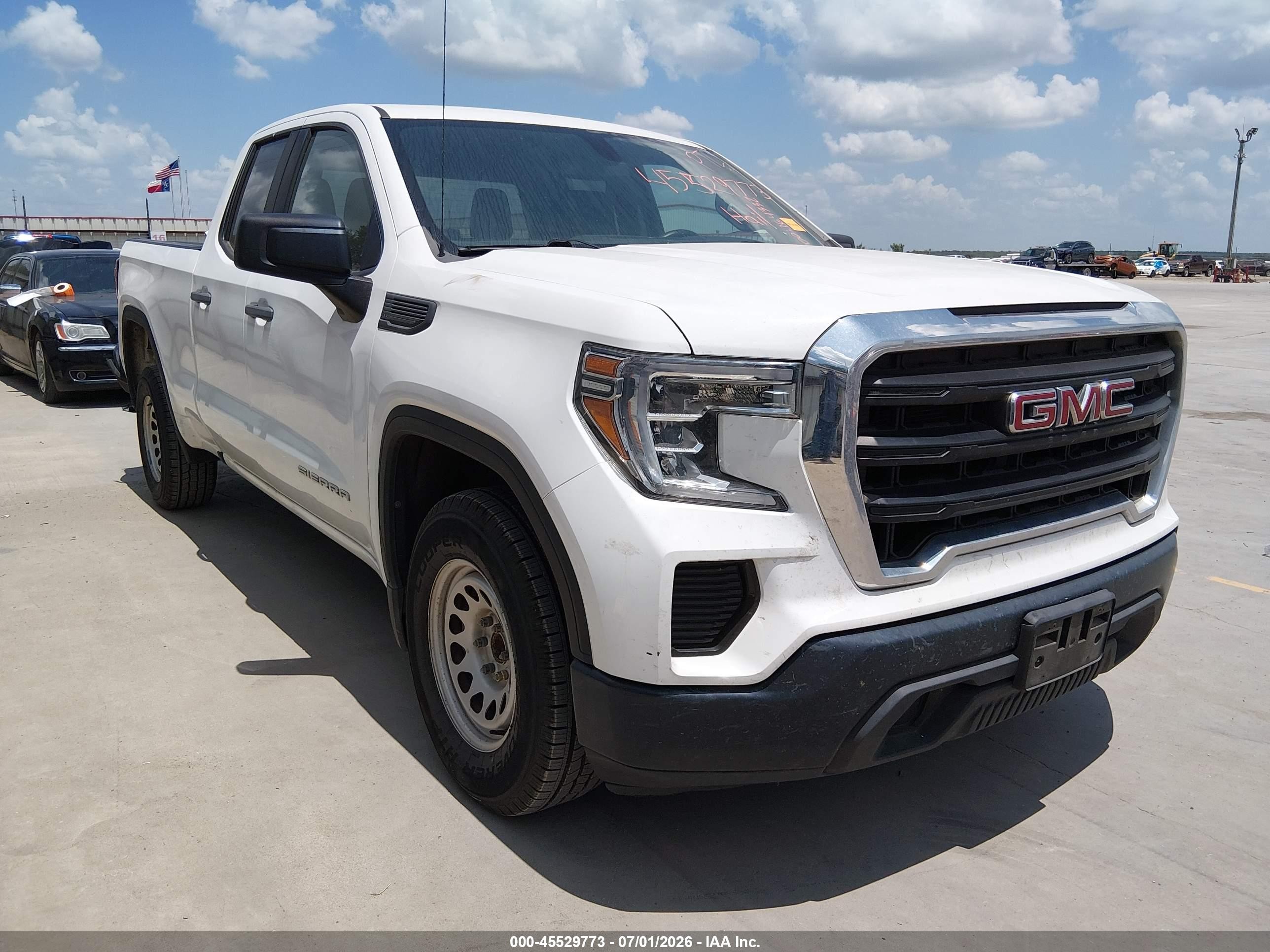 2019 GMC Sierra 1500, VIN 1GTR8AEF2KZ399026 — Зад