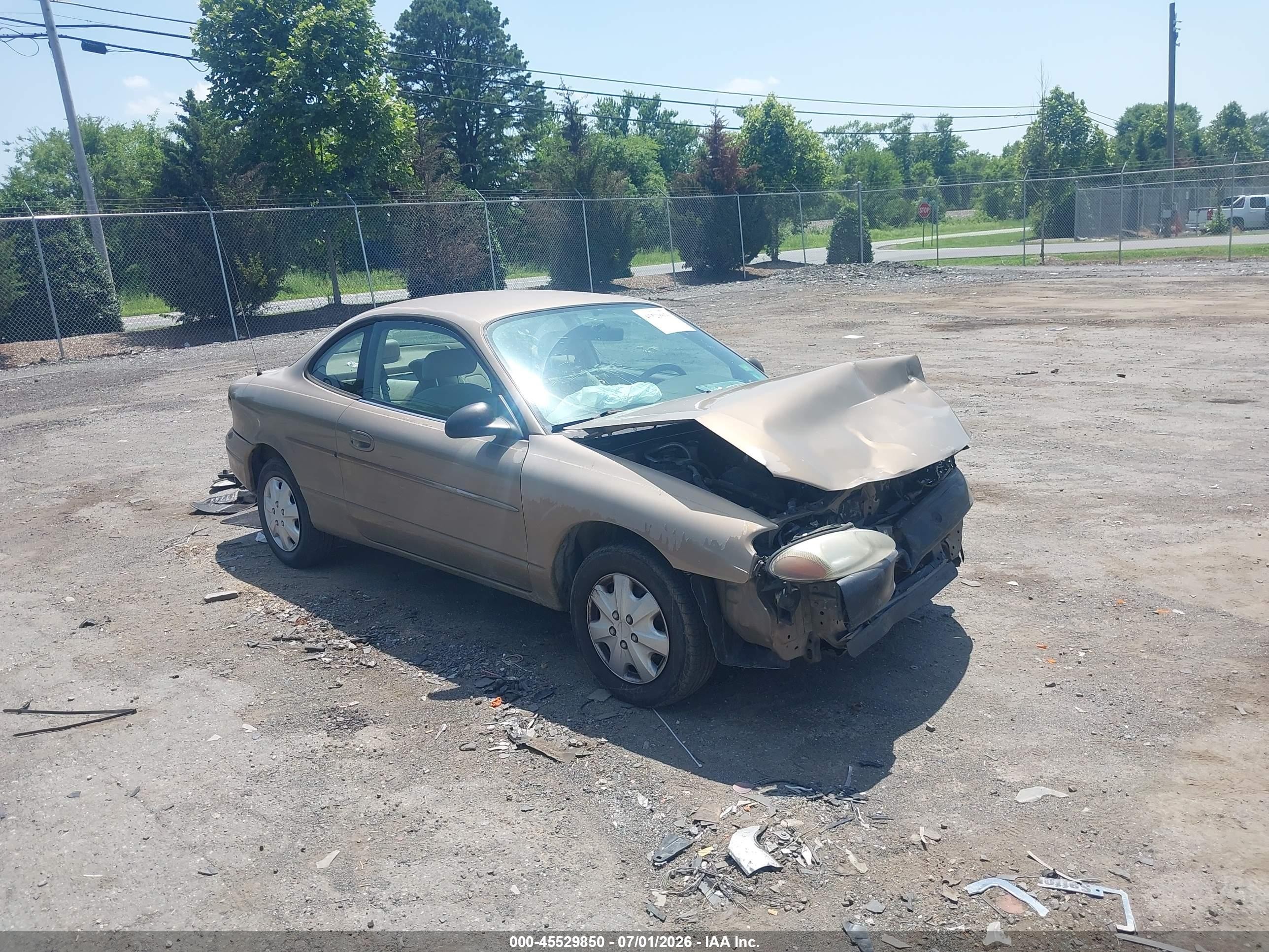 1999 Ford Escort Cool, VIN 3FAKP1135XR152908 — Front end