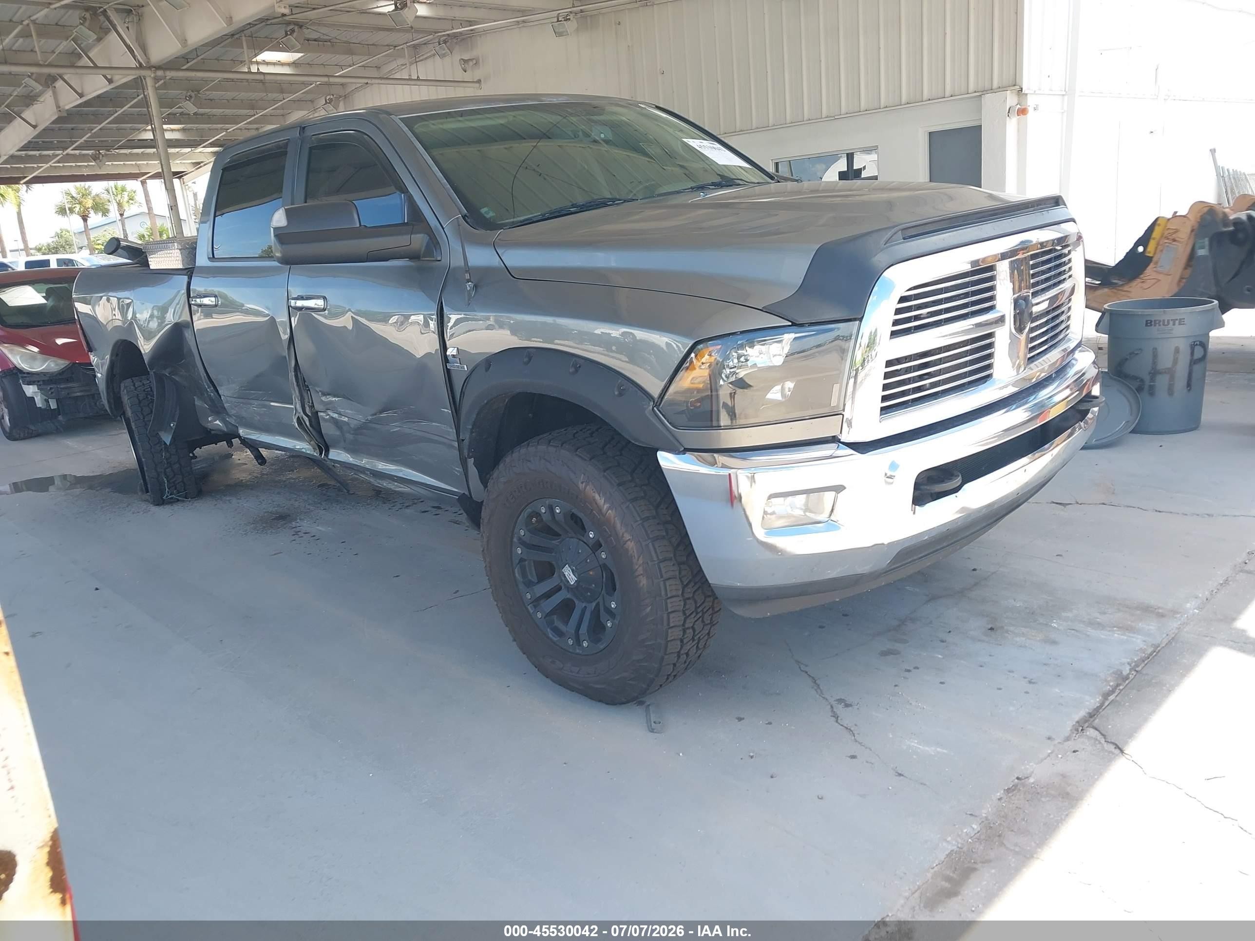 2011 Ram 2500 Laramie, VIN 3D7UT2CL5BG609552 — Rear end