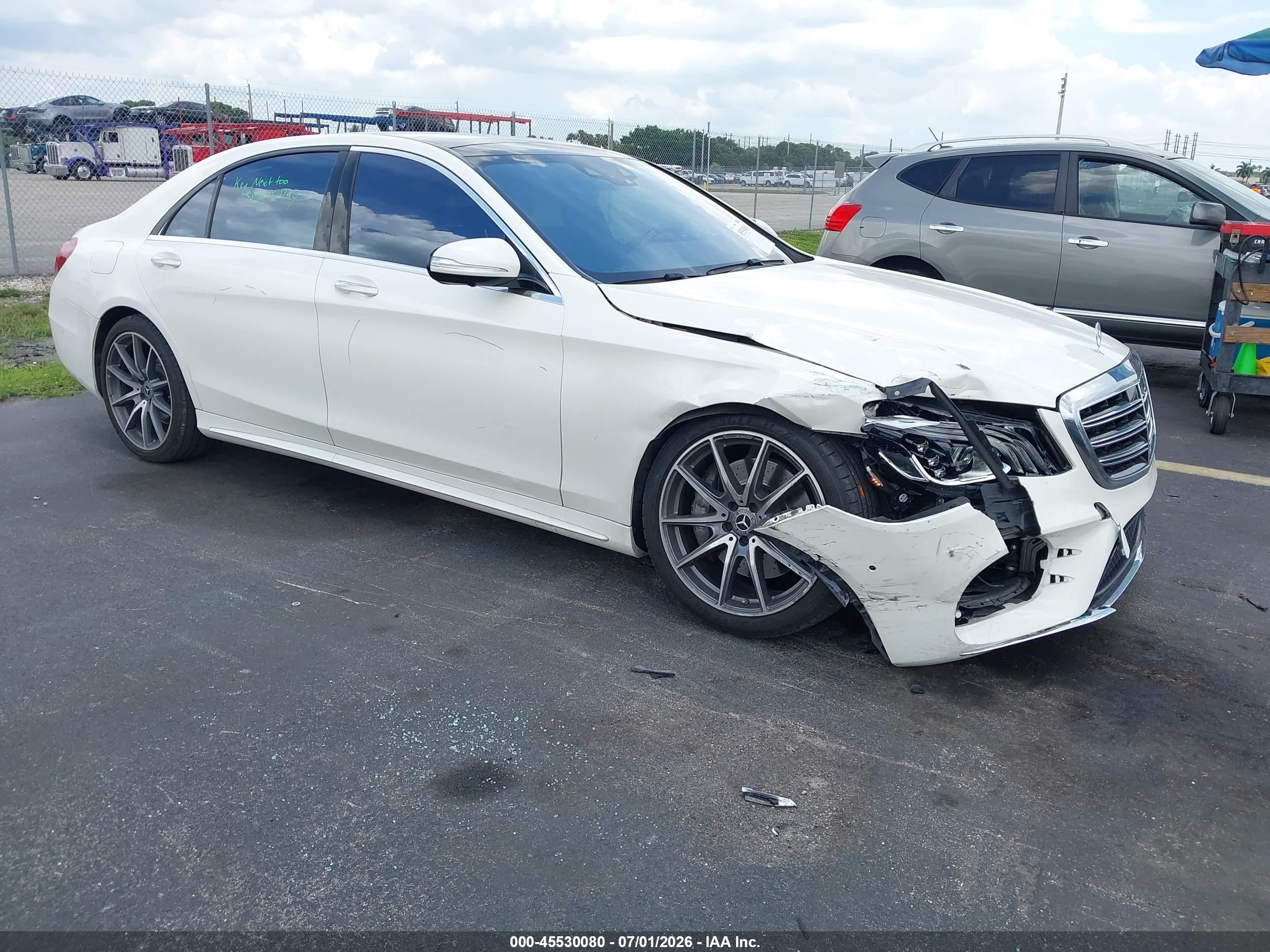 2018 Mercedes-Benz S 450, VIN WDDUG6GB0JA350897 — Front end