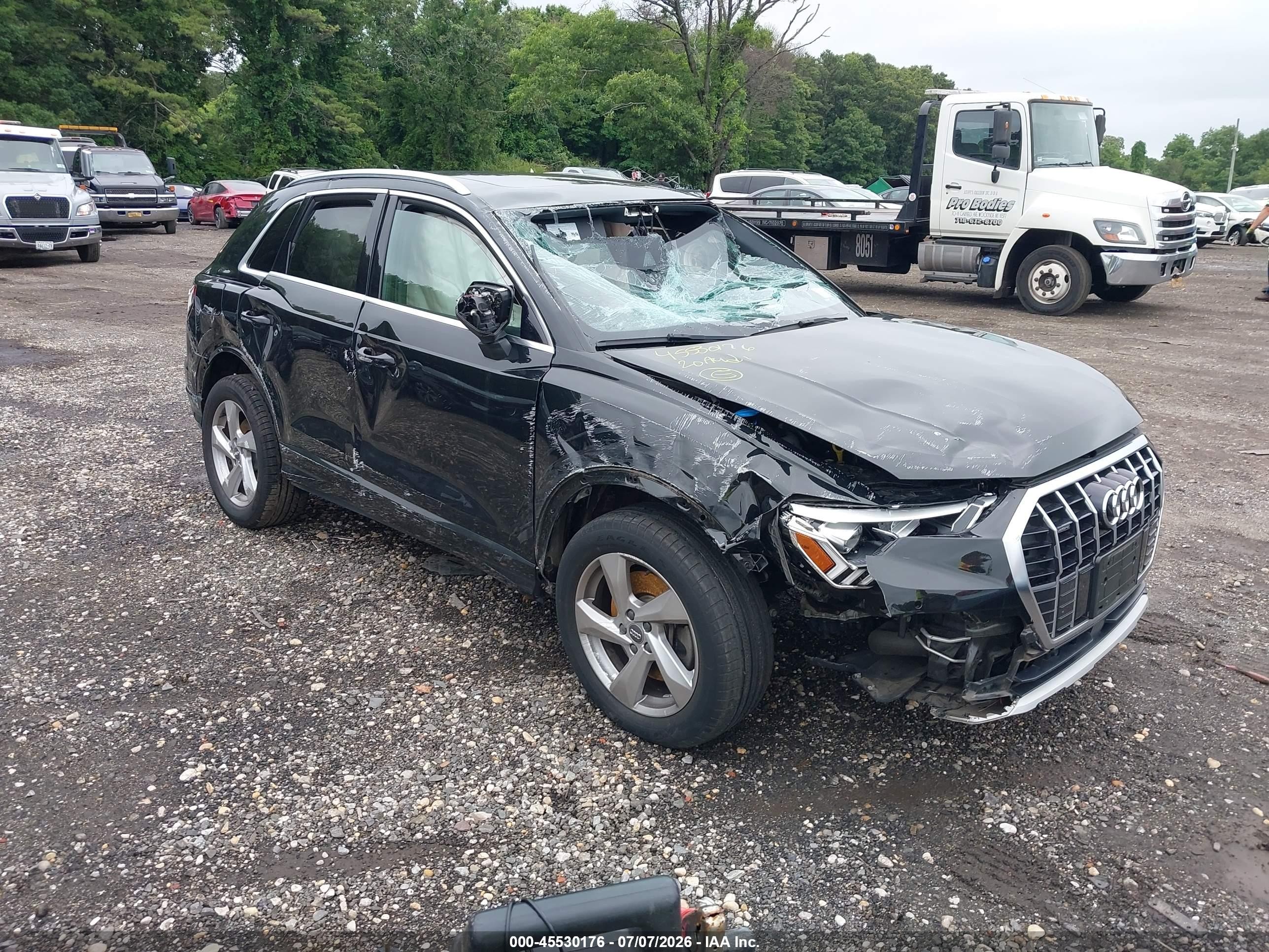 2020 Audi Q3 Premium Plus, VIN WA1BECF31L1056759 — По всему кузову