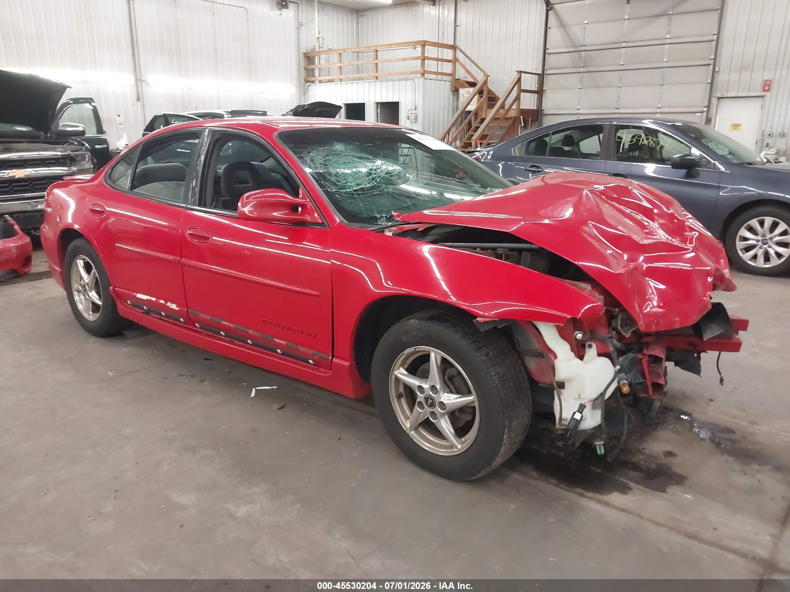 2003 Pontiac Grand Prix GT, VIN 1G2WP52KX3F123893 — Перед