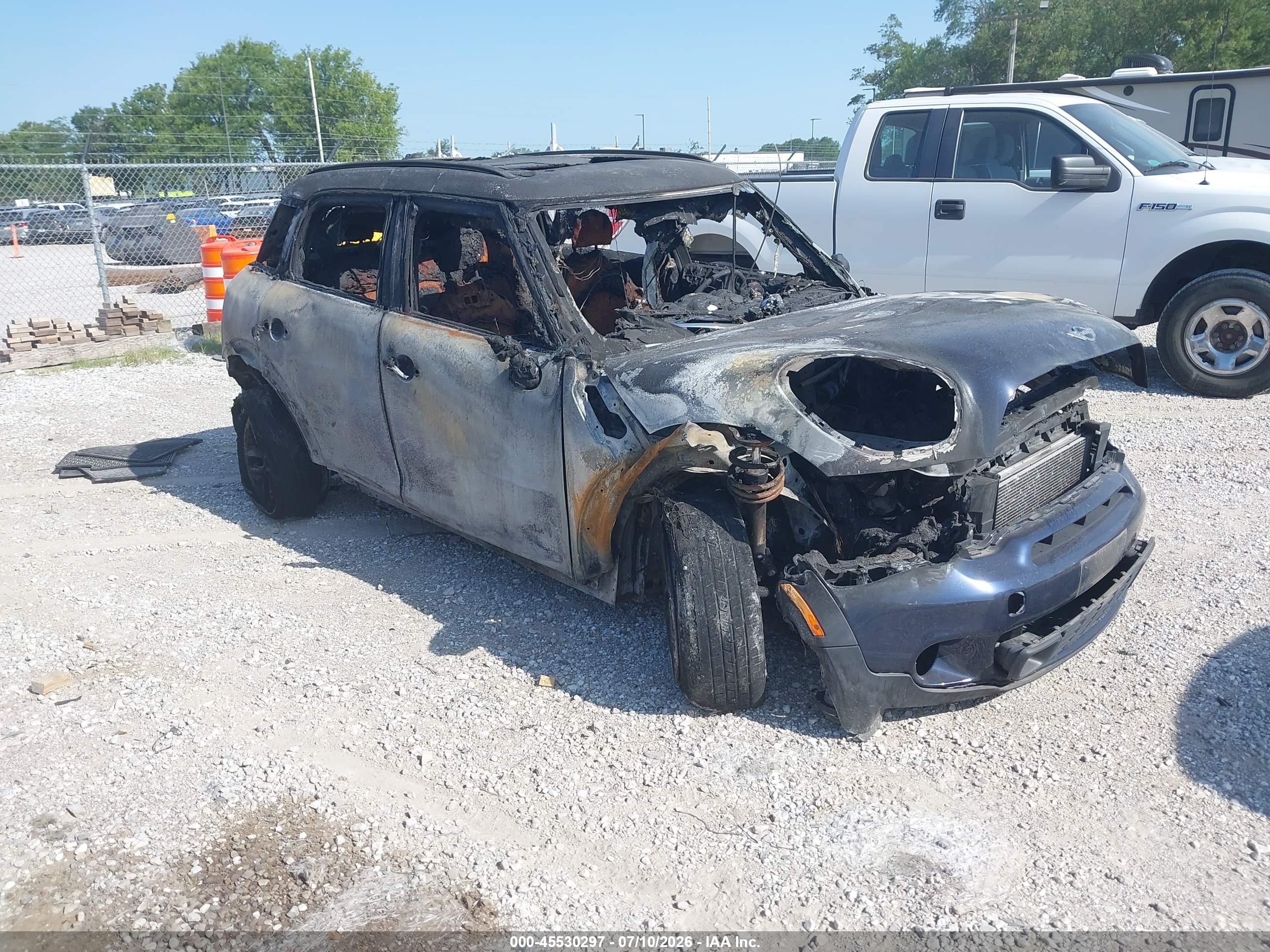 2014 MINI Countryman S, VIN WMWZC5C54EWM16959 — Interior fire