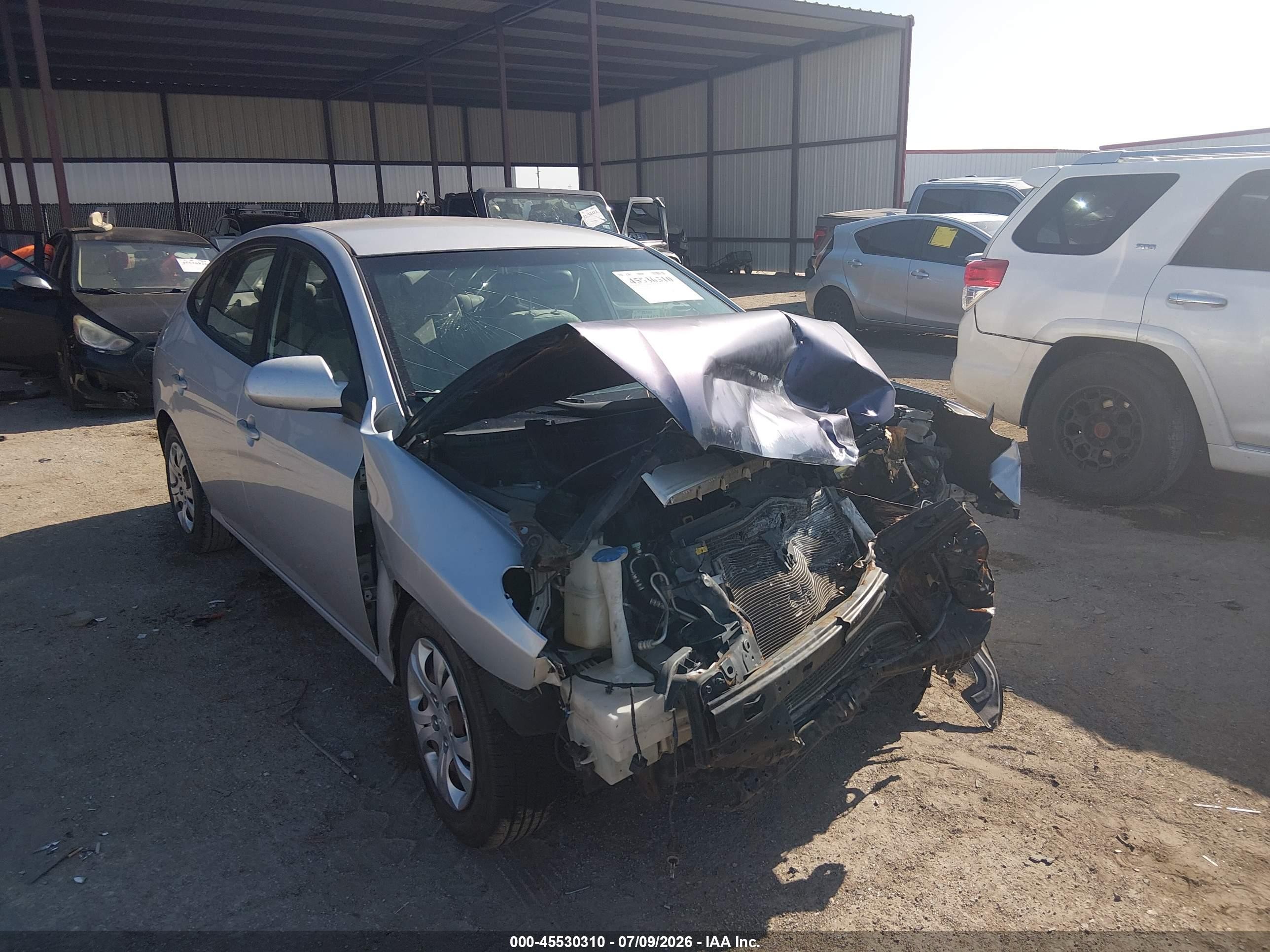 2010 Hyundai Elantra GLS, VIN KMHDU4AD4AU841517 — Front end