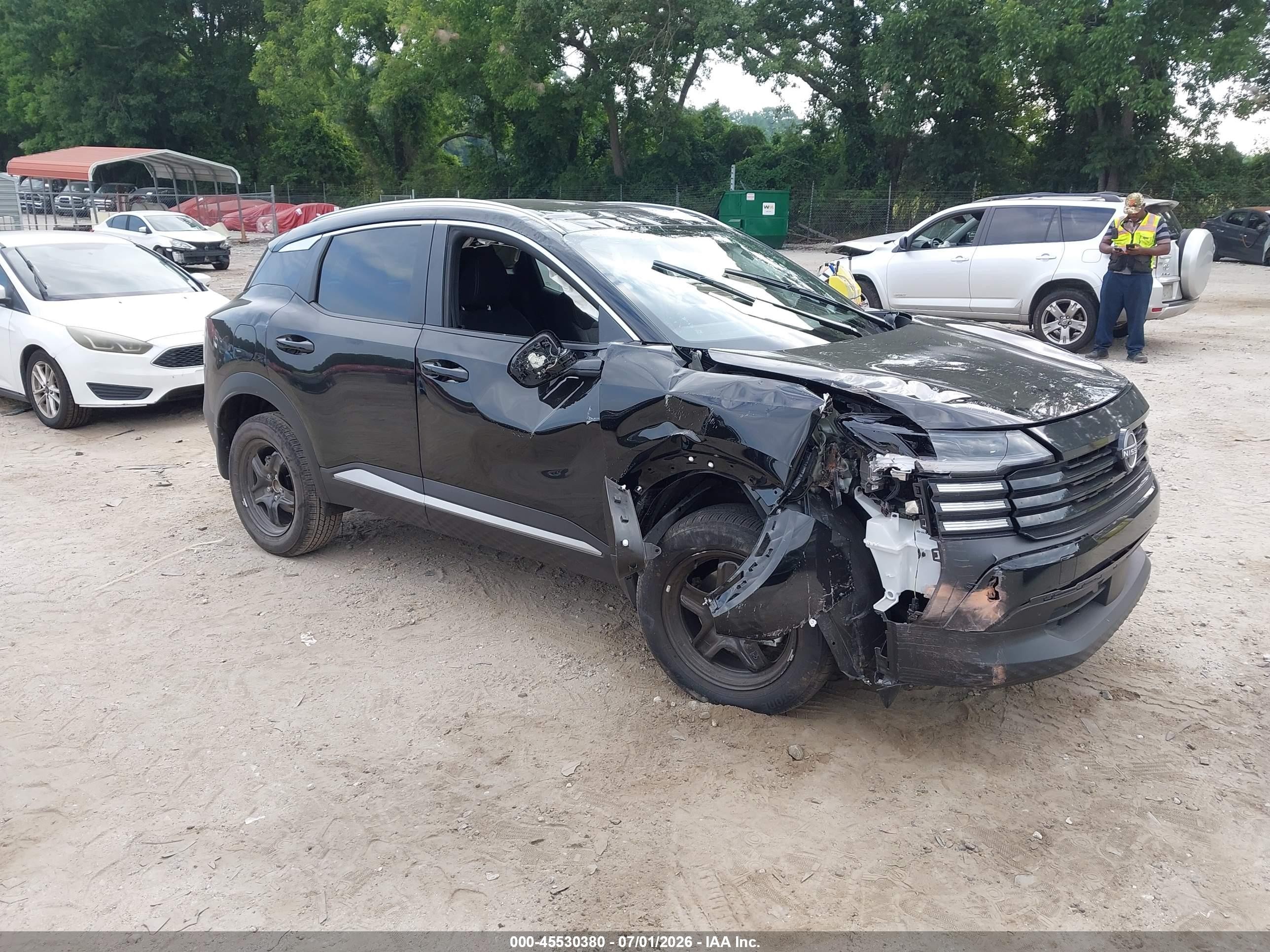 2026 Nissan Kicks SV, VIN 3N8AP6CE1TL388152 — Бок