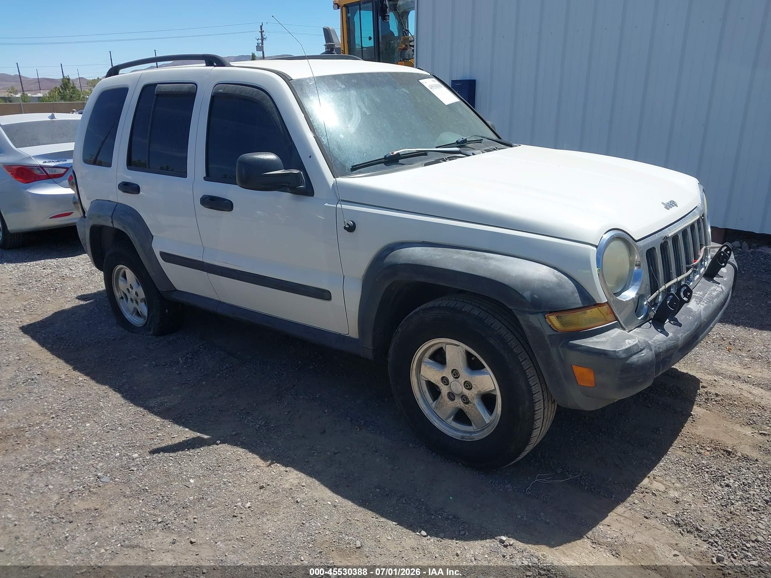 2006 Jeep Liberty Sport, VIN 1J4GL48K46W289953 — Normal wear