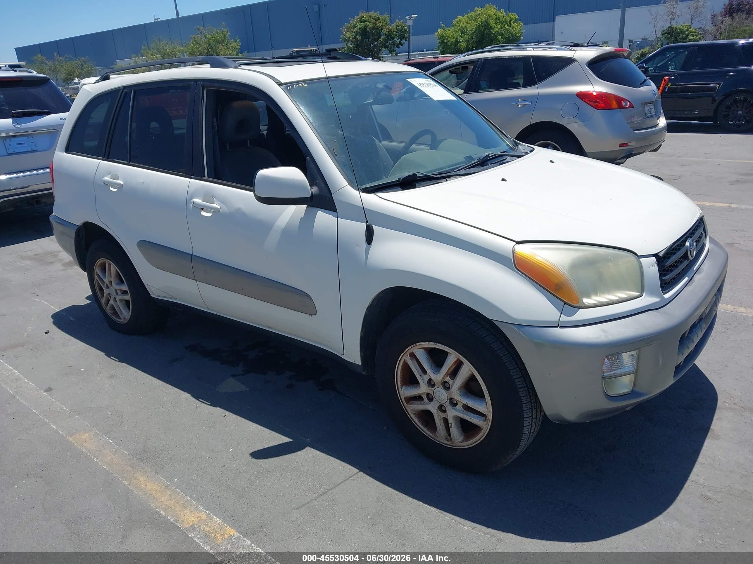 2001 Toyota RAV4, VIN JTEGH20V810024526 — Normal wear