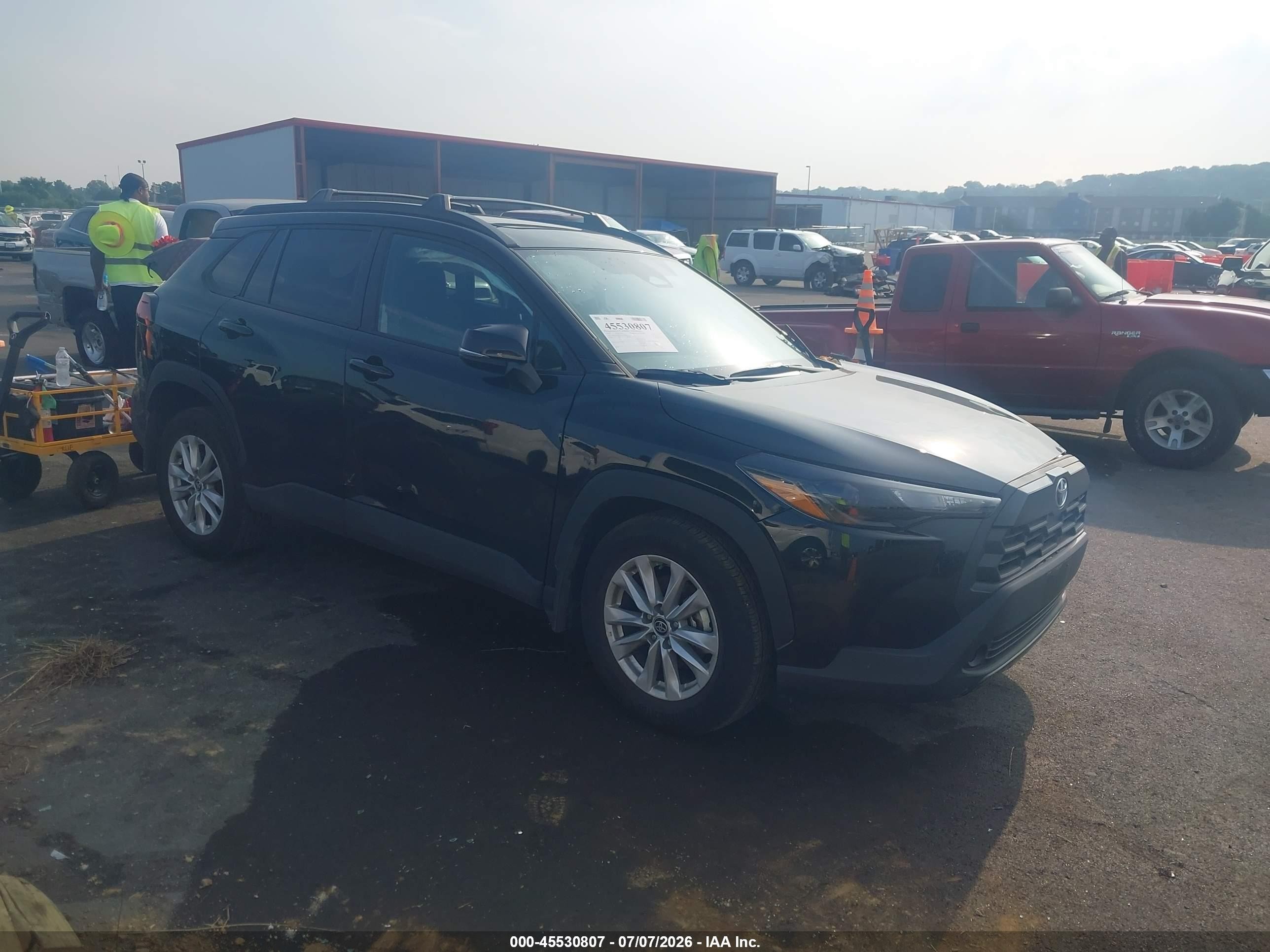 2026 Toyota Corolla Cross LE, VIN 7MUBAABG5TV152353 — Front end