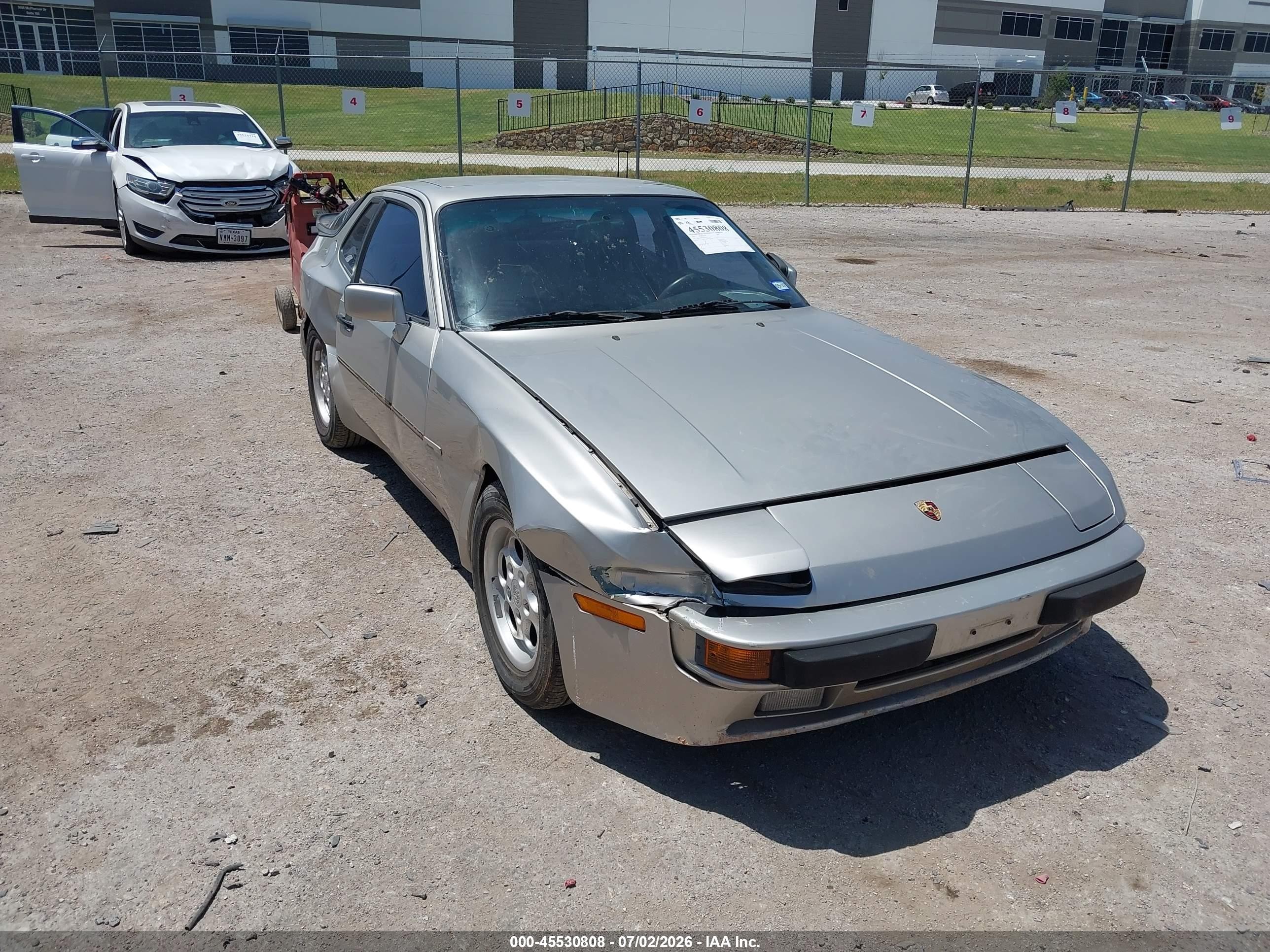 1986 Porsche 944, VIN WP0AA0942GN451869 — Side