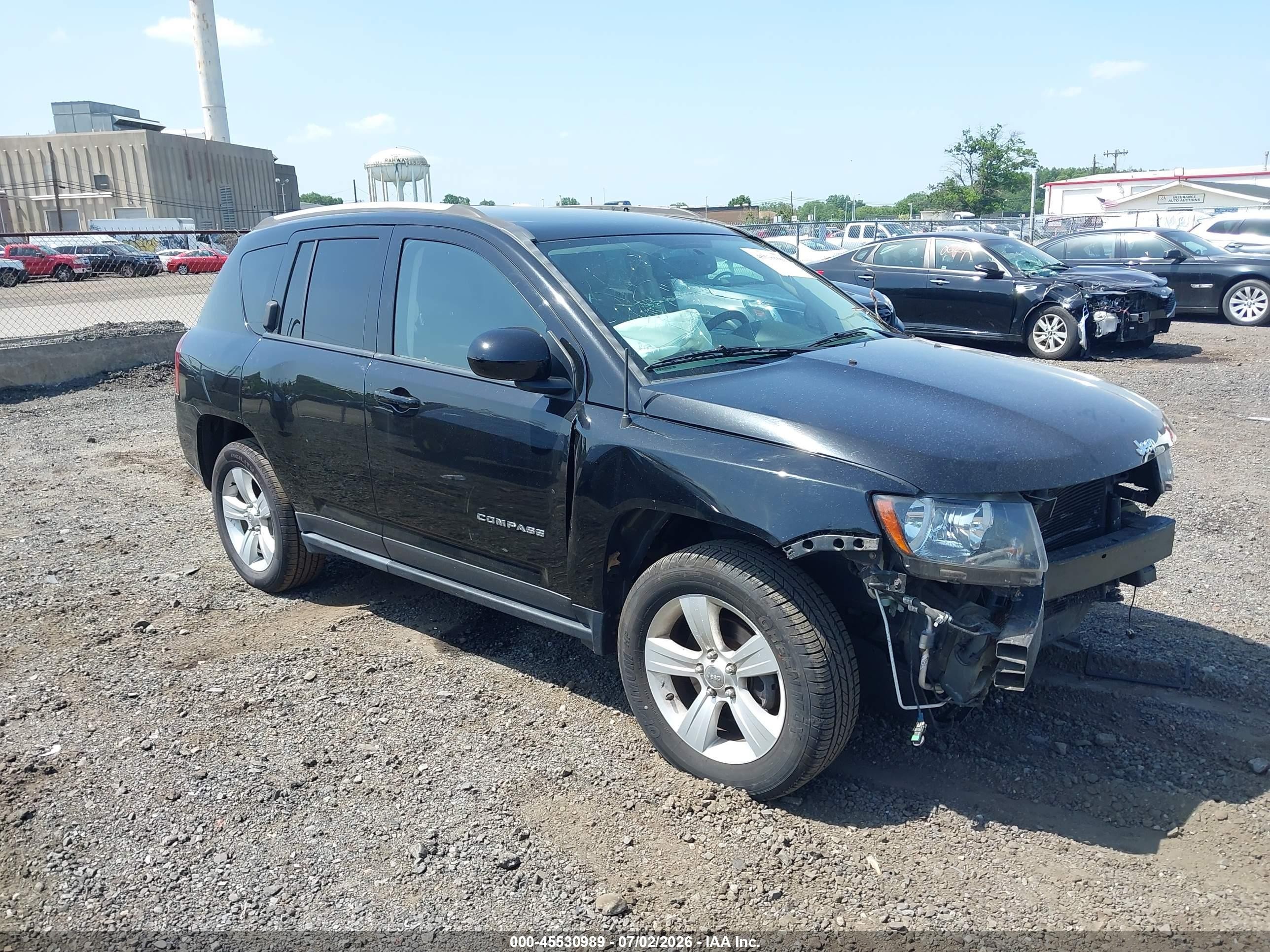 2016 Jeep Compass High Altitude, VIN 1C4NJDEB8GD654624 — Front end