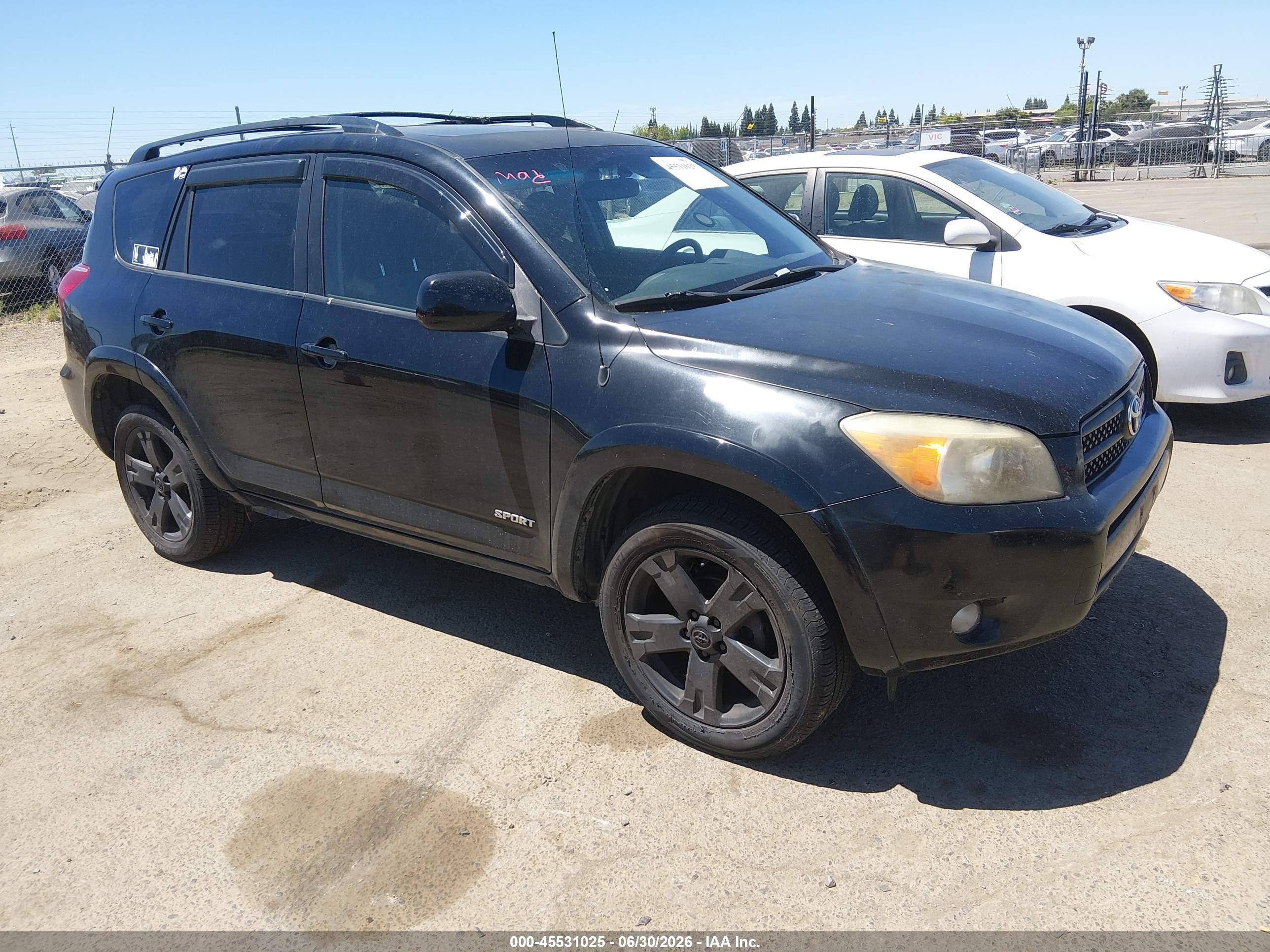 2007 Toyota RAV4 Sport, VIN JTMZD32V976036704 — Normal wear