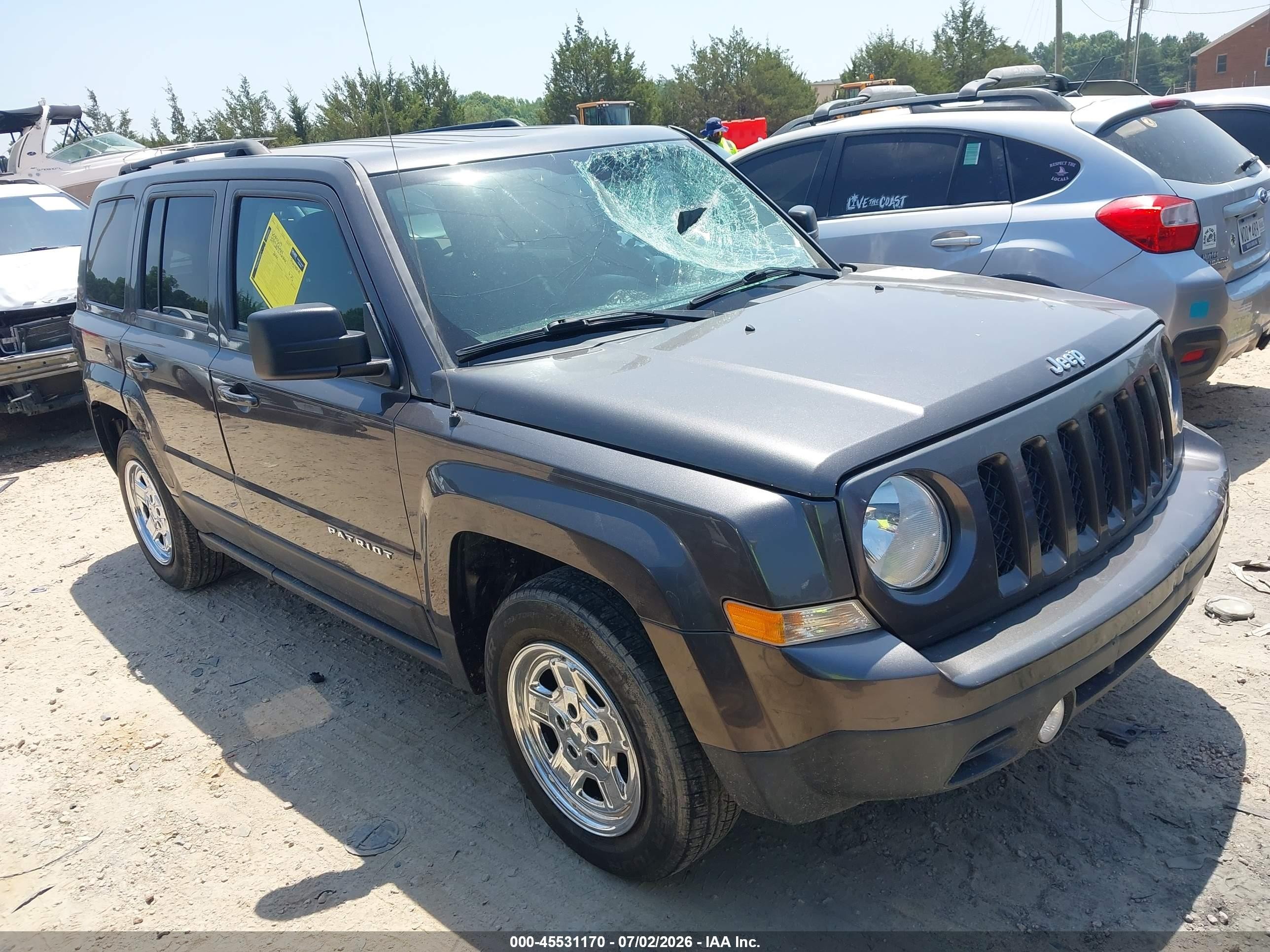 2017 Jeep Patriot Sport, VIN 1C4NJPBA0HD207641 — Side
