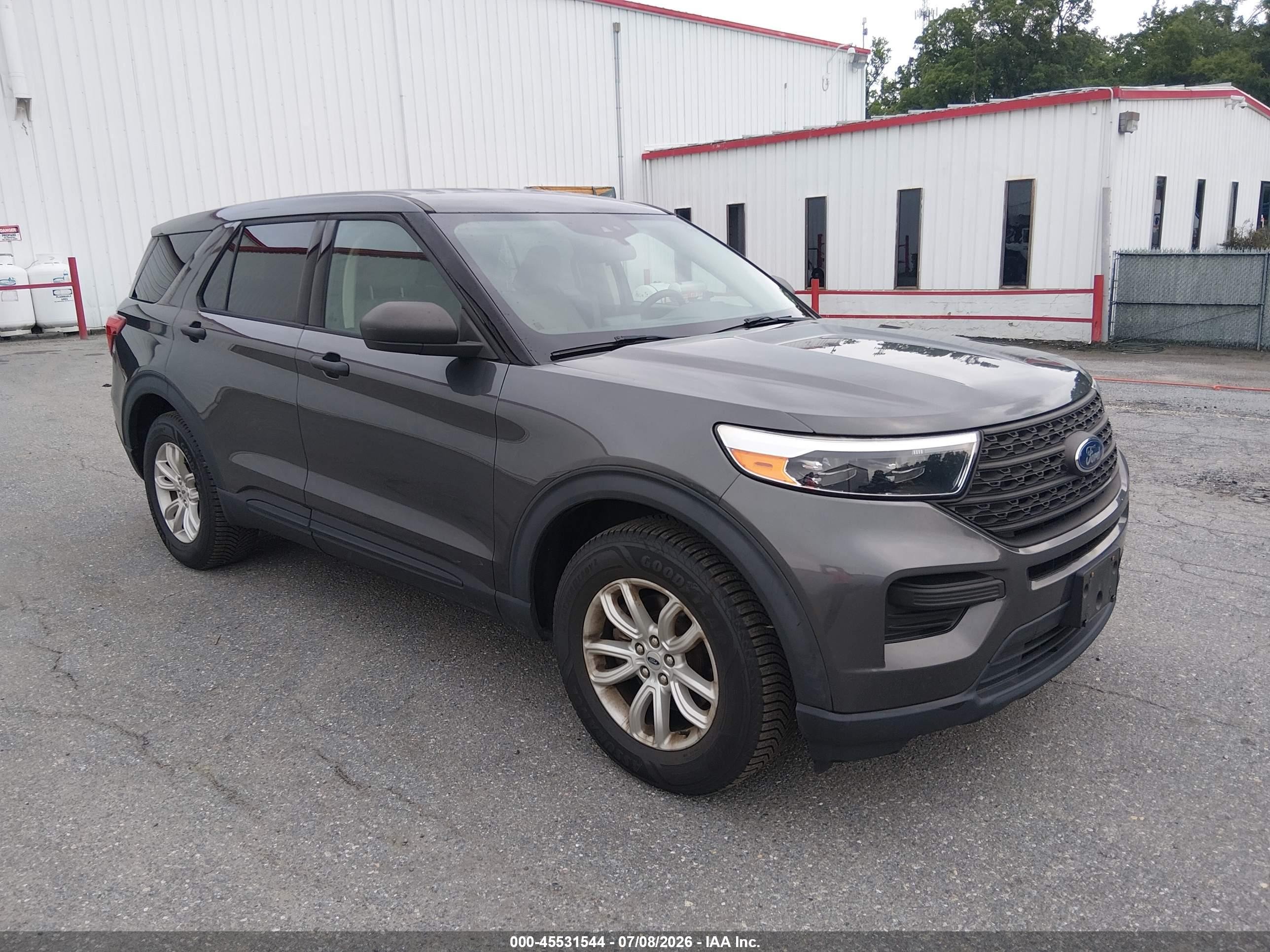 2020 Ford Explorer, VIN 1FMSK8BB2LGC48886 — Normal wear