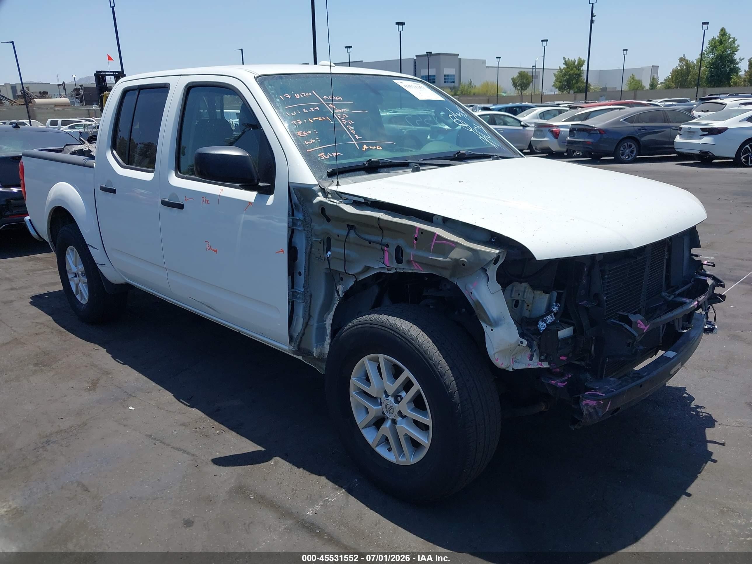 2015 Nissan Frontier SV, VIN 1N6AD0ER9FN728523 — Front end