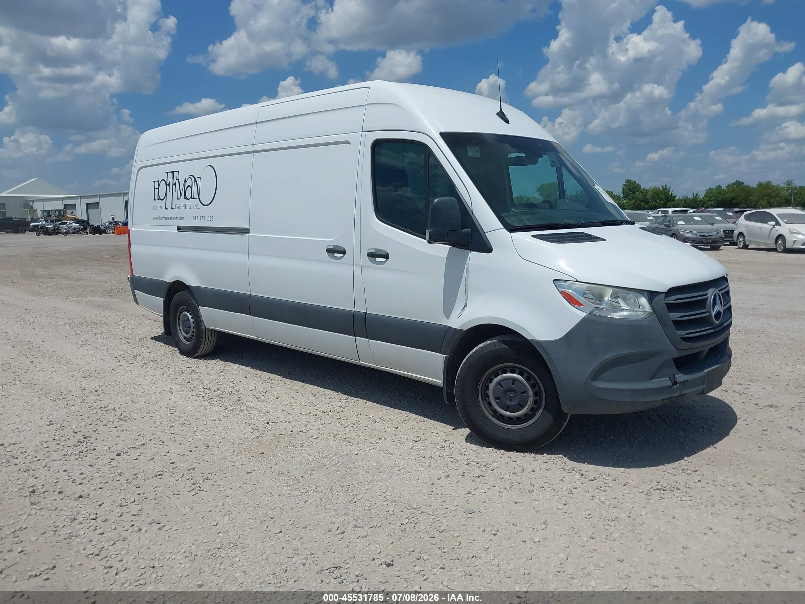 2021 Mercedes-Benz Sprinter Cargo, VIN W1W40CHY1MT053408 — Side