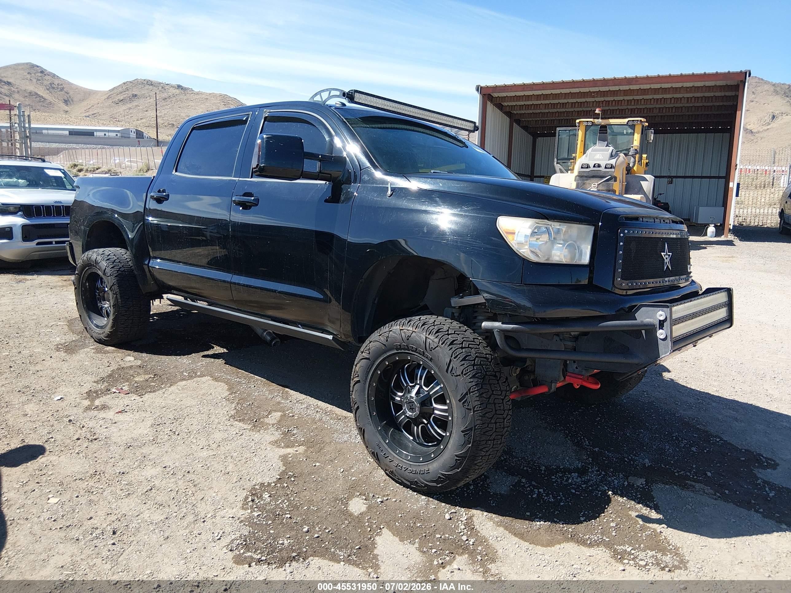 2012 Toyota Tundra, VIN 5TFDW5F18CX214923 — Rear end