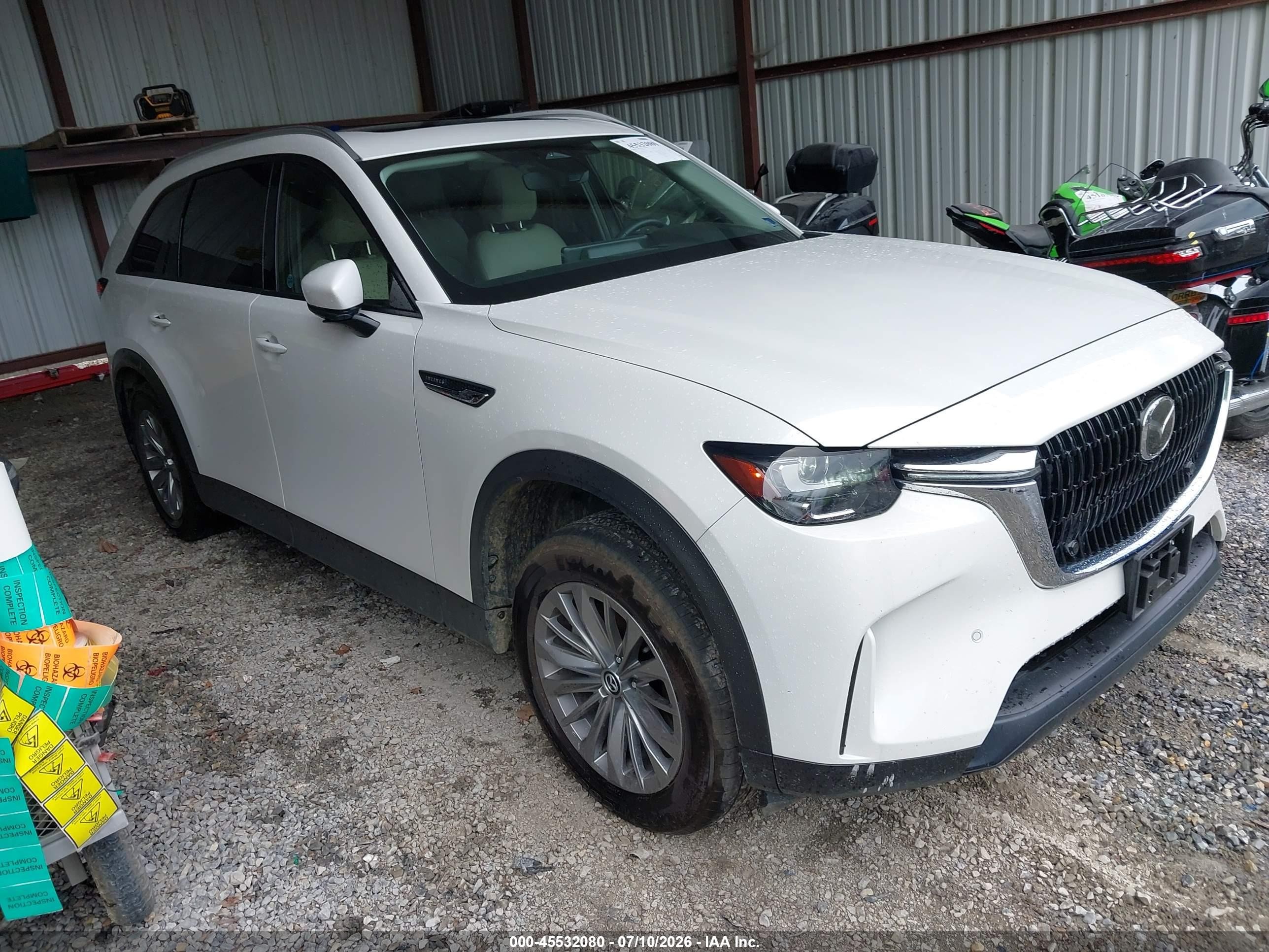 2025 Mazda CX-90 Preferred, VIN JM3KKBHD8S1243405 — Зад