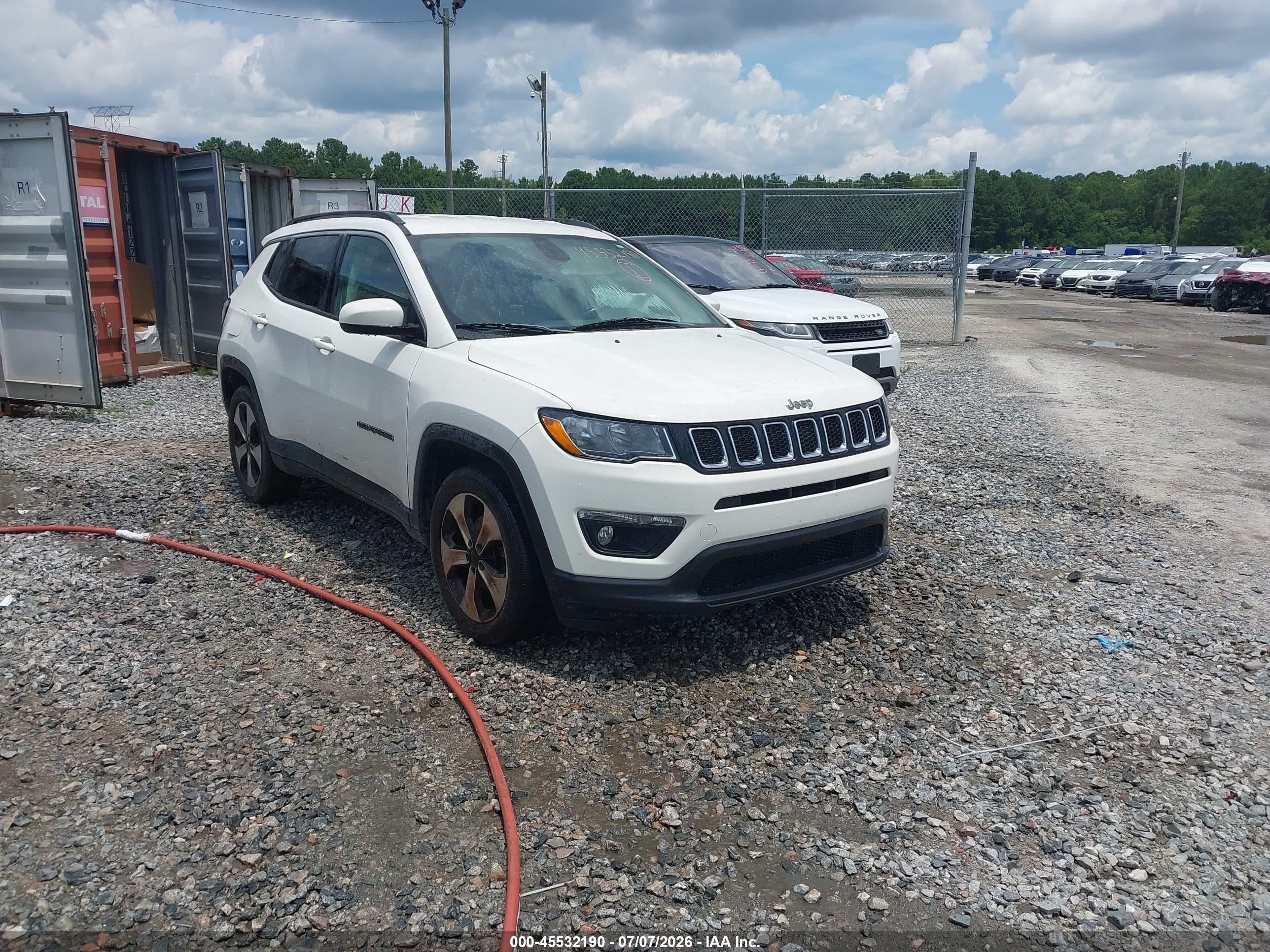 2018 Jeep Compass Latitude, VIN 3C4NJCBB3JT256978 — Normal wear
