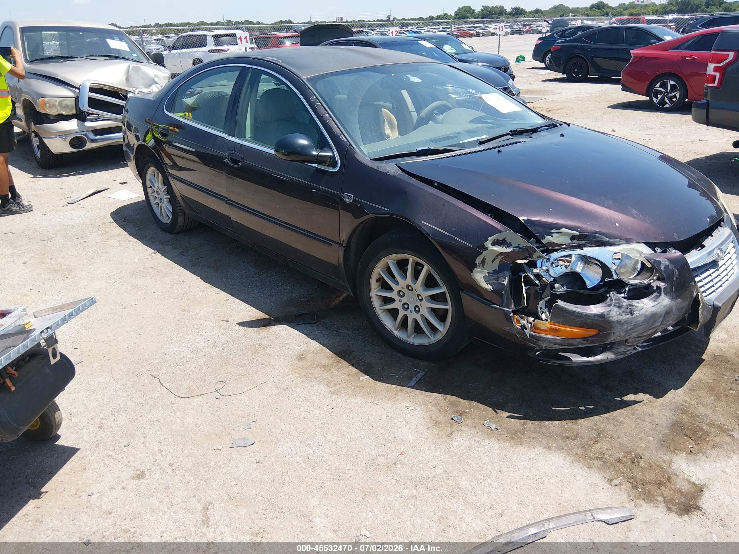 2004 Chrysler 300M M, VIN 2C3HE66G64H686272 — Перед