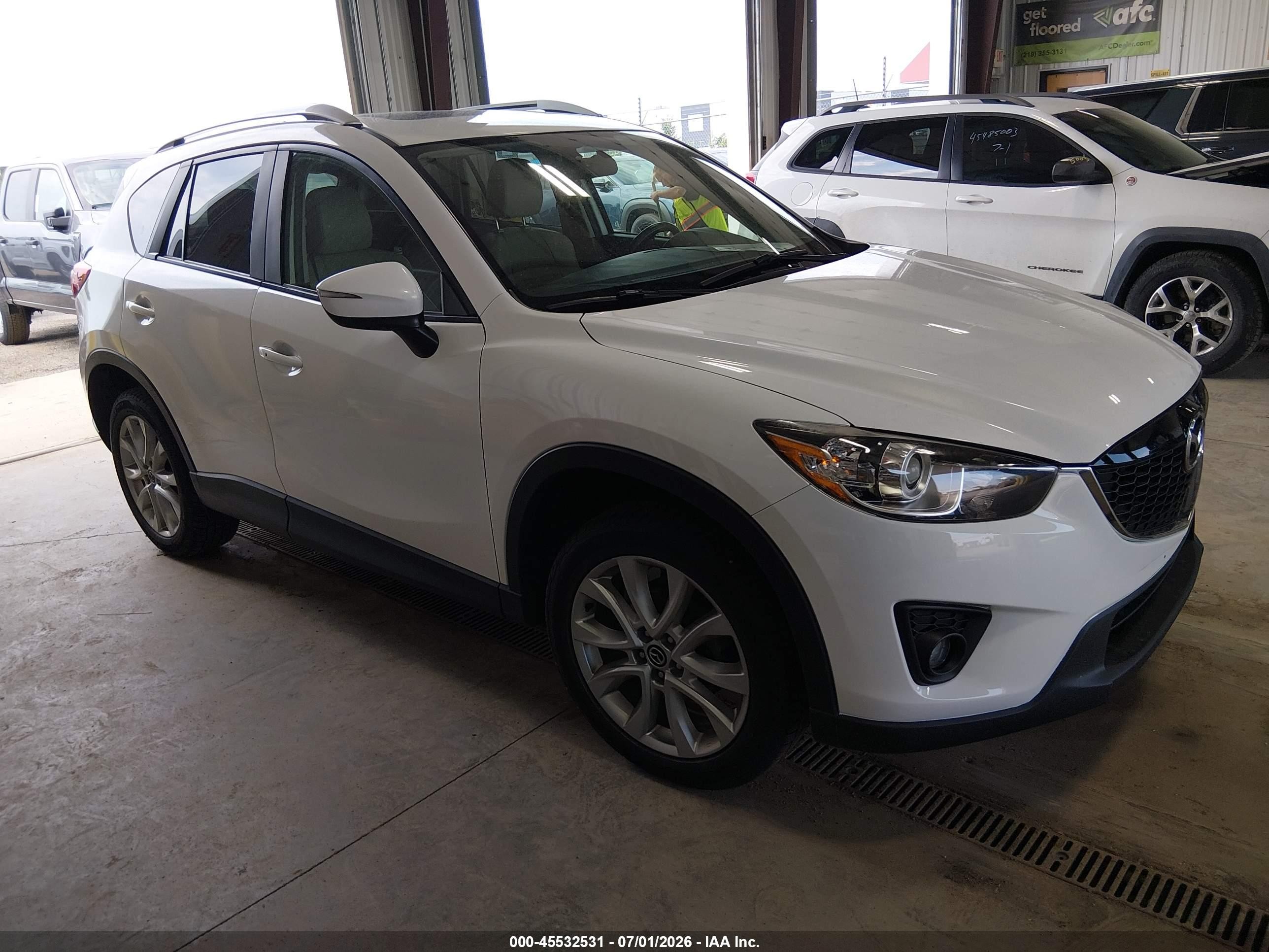 2015 Mazda CX-5 Grand Touring, VIN JM3KE4DY4F0470176 — Undercarriage