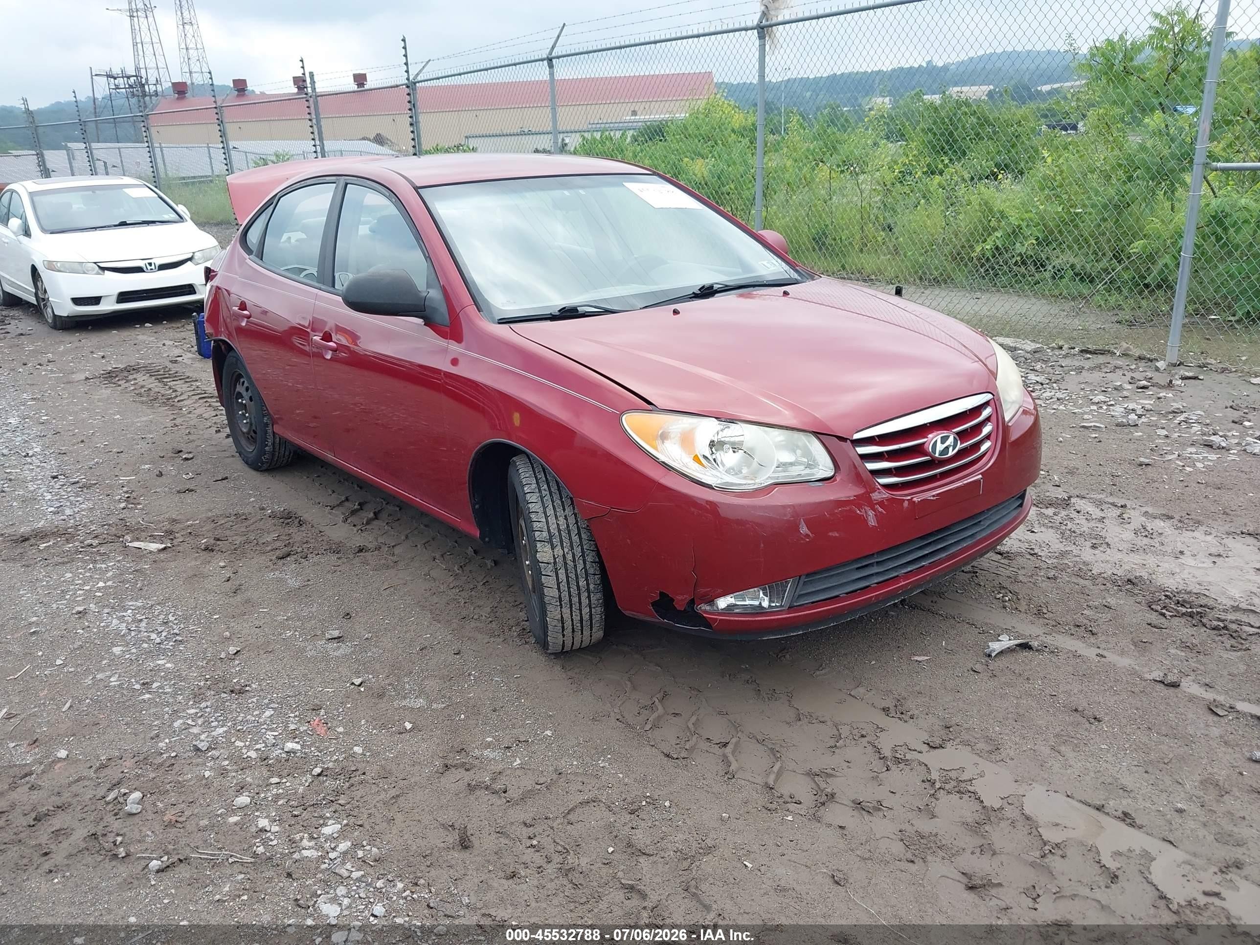 2010 Hyundai Elantra GLS, VIN KMHDU4AD4AU148673 — Rear end
