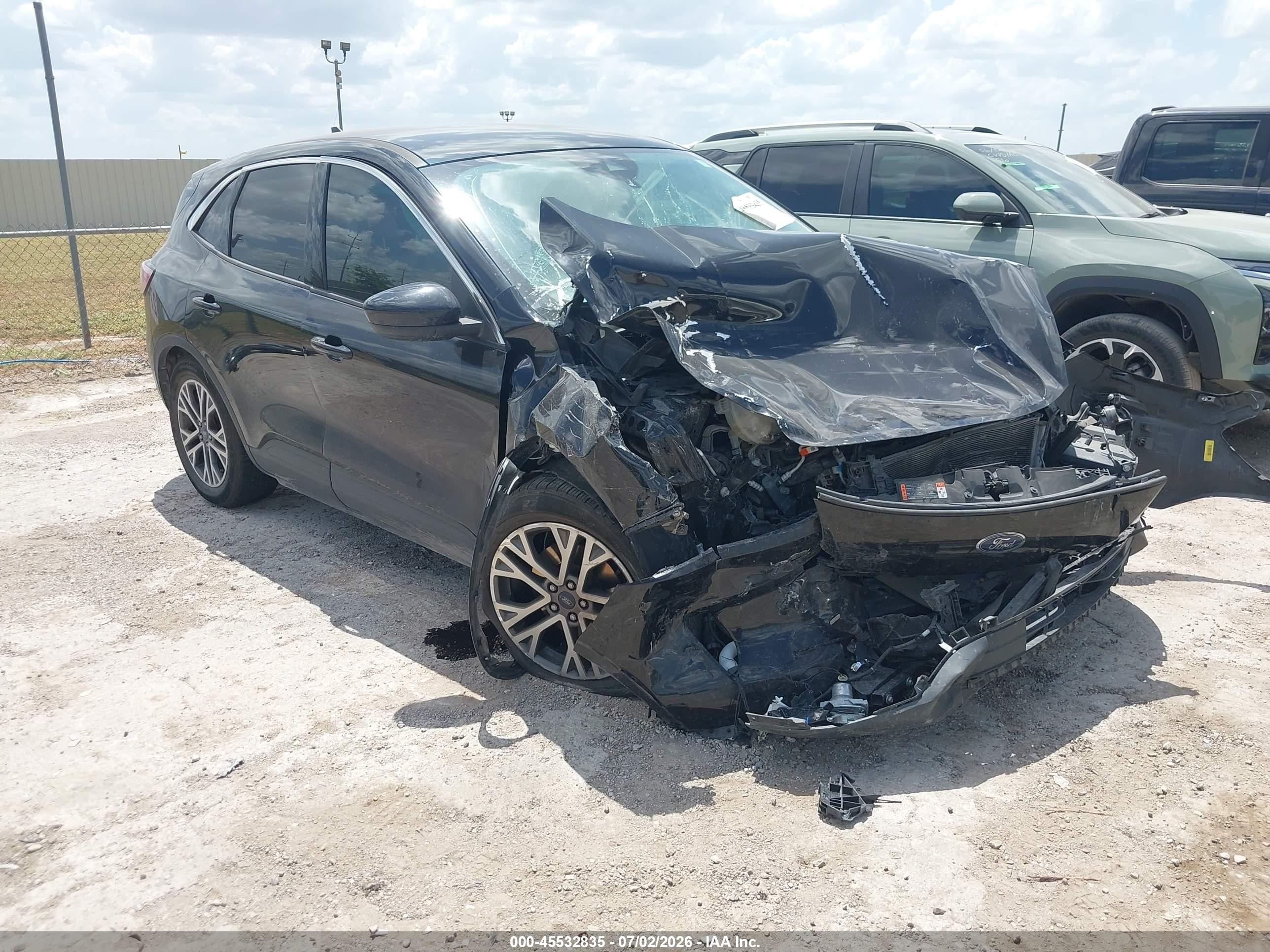 2022 Ford Escape SEL, VIN 1FMCU0H67NUA59486 — Front end