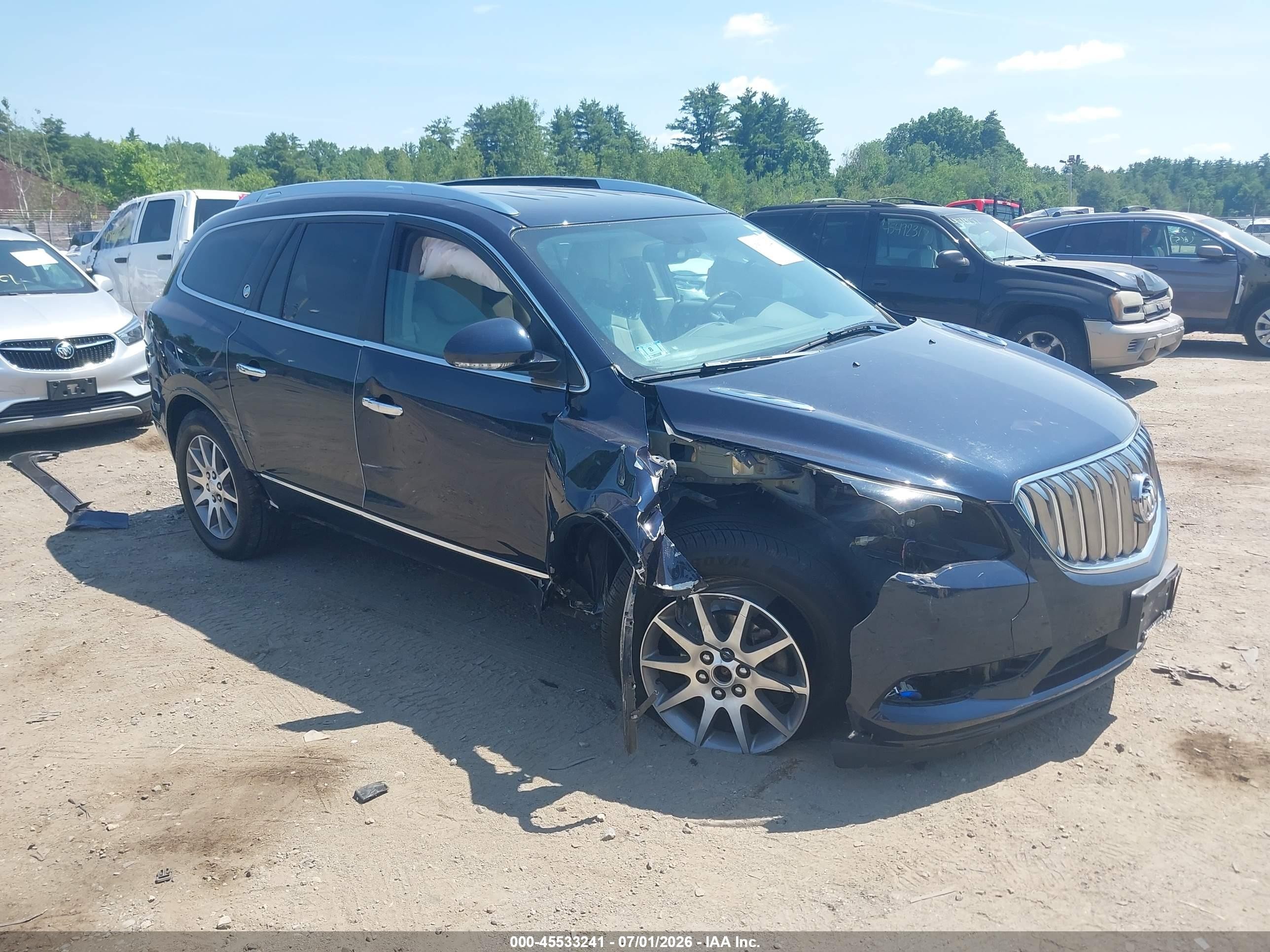 2017 Buick Enclave Leather, VIN 5GAKVBKD8HJ152265 — Front end