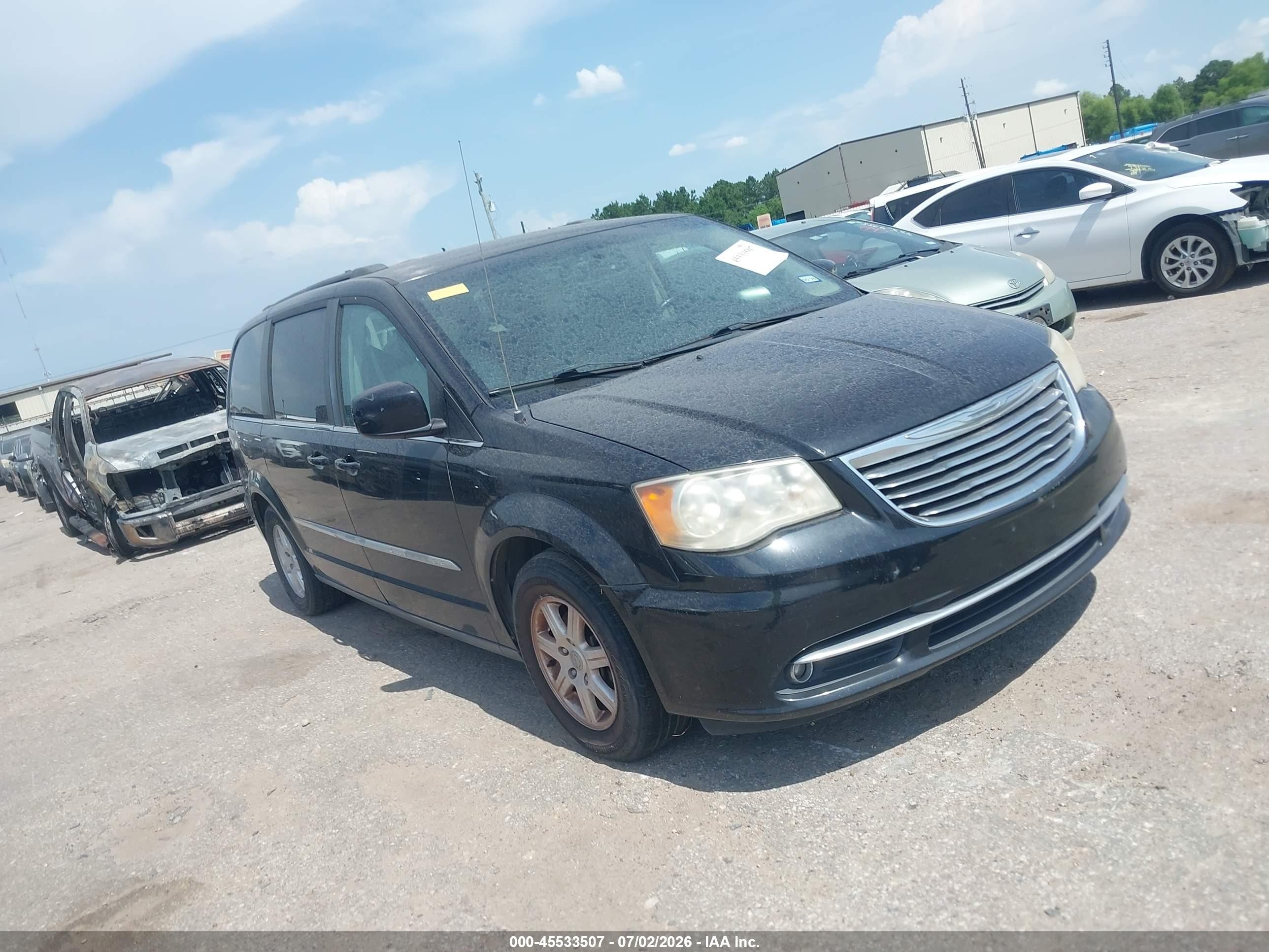 2013 Chrysler Town & Country Touring, VIN 2C4RC1BG3DR554661 — Repossession