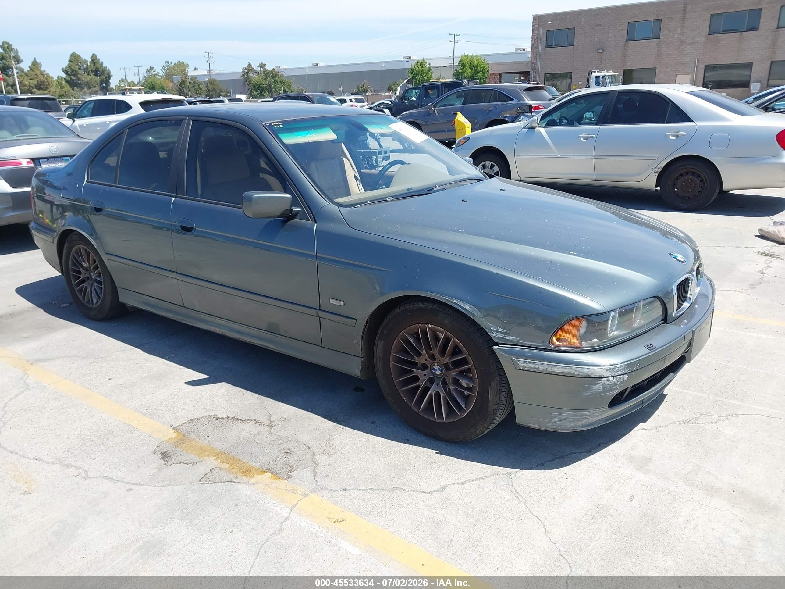 2003 BMW 5 Series 530i, VIN WBADT63473CK38163 — Бок