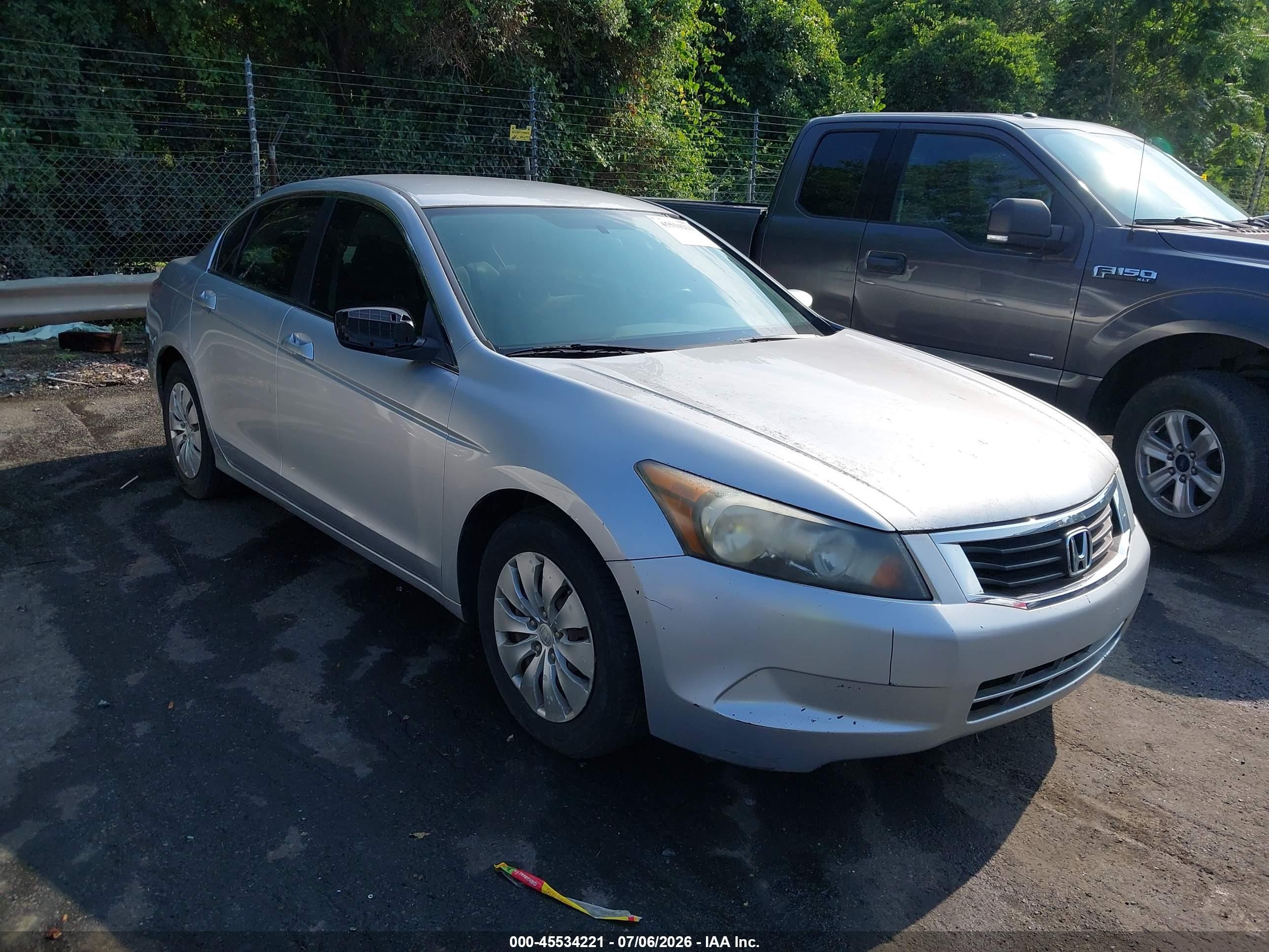 2010 Honda Accord LX, VIN 1HGCP2F33AA045260 — Normal wear