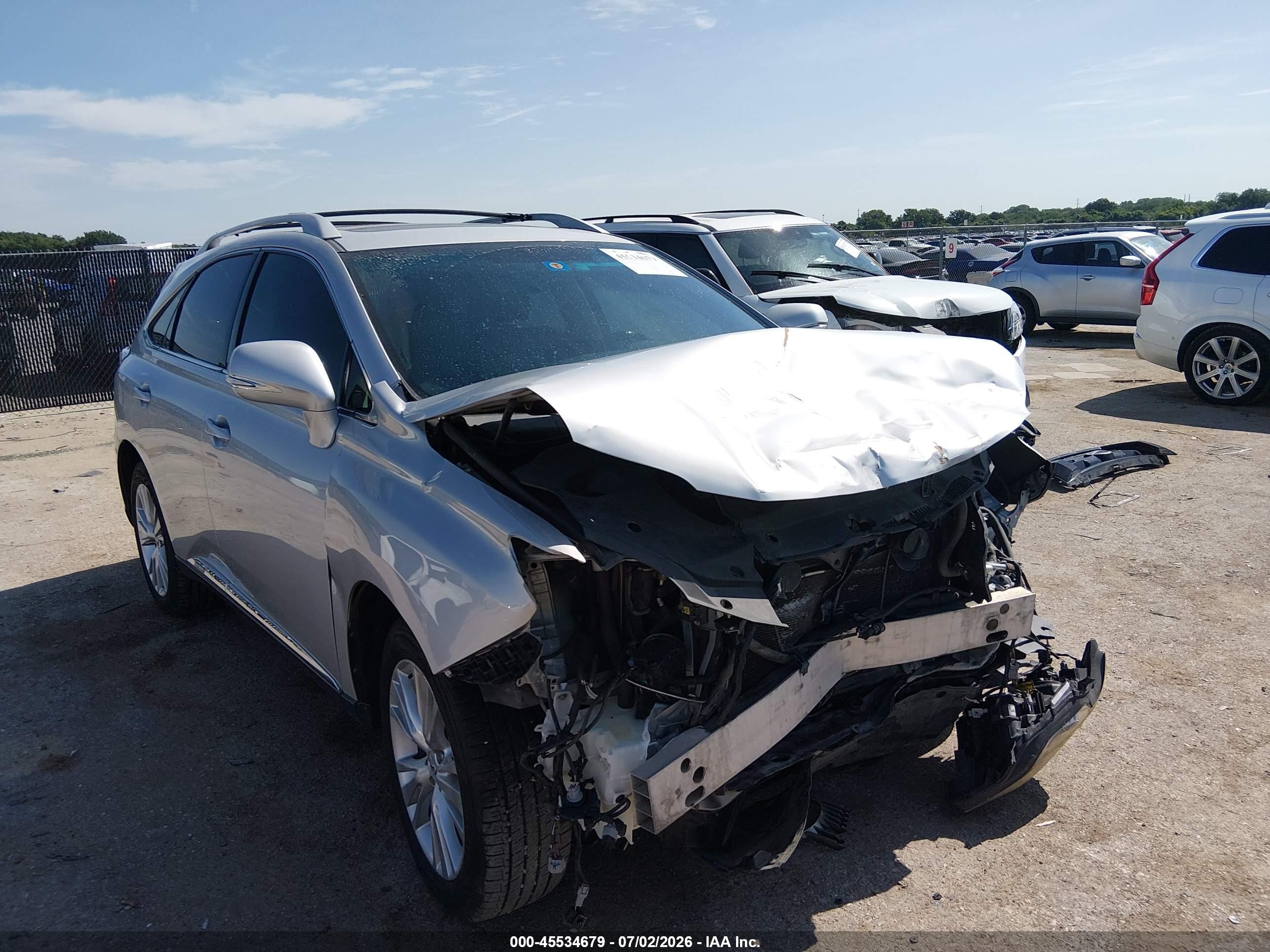 2011 Lexus RX 450h, VIN JTJBC1BA6B2042639 — Front end