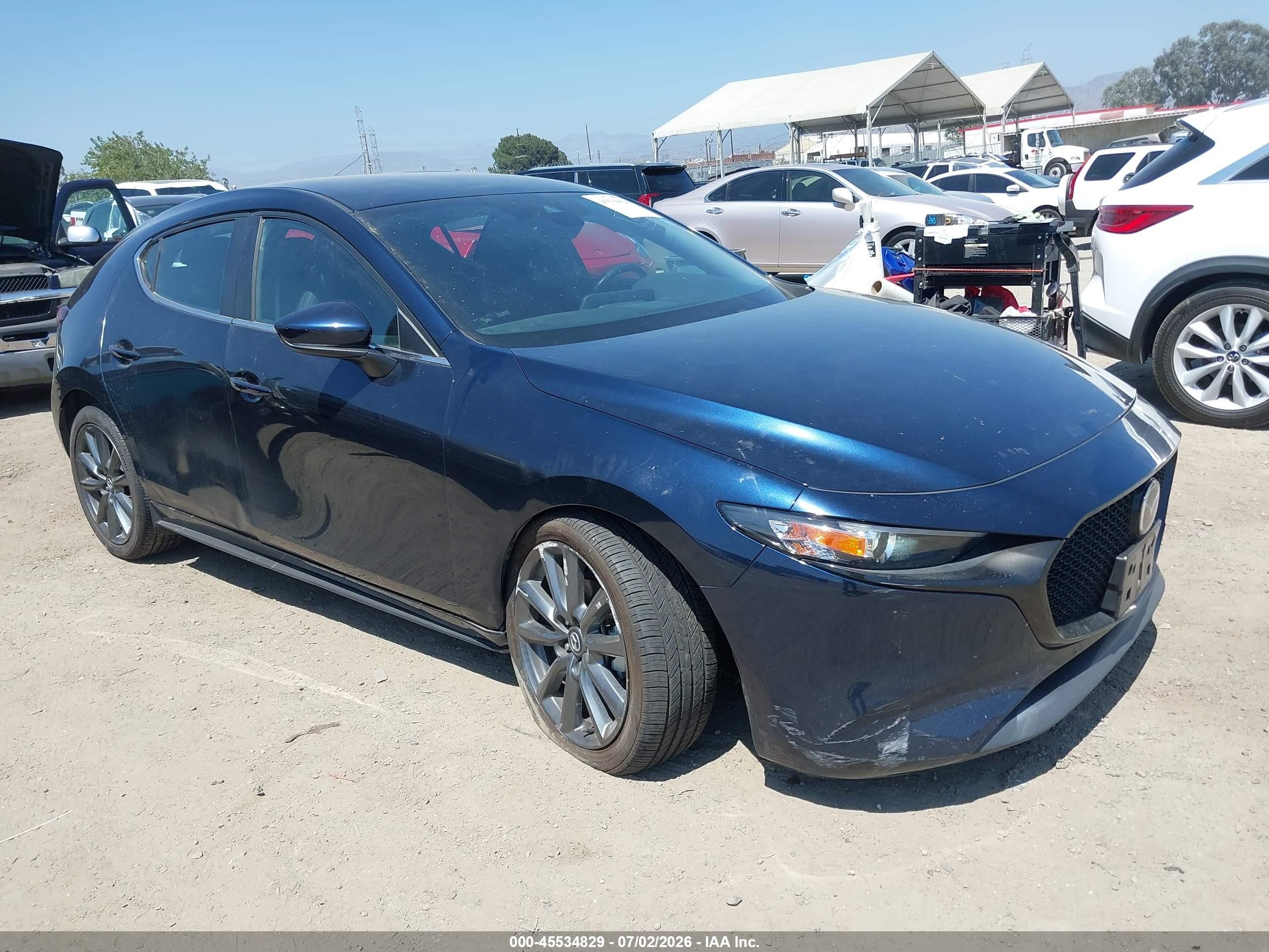 2022 Mazda 3 Select, VIN JM1BPAKL1N1506441 — Rear end
